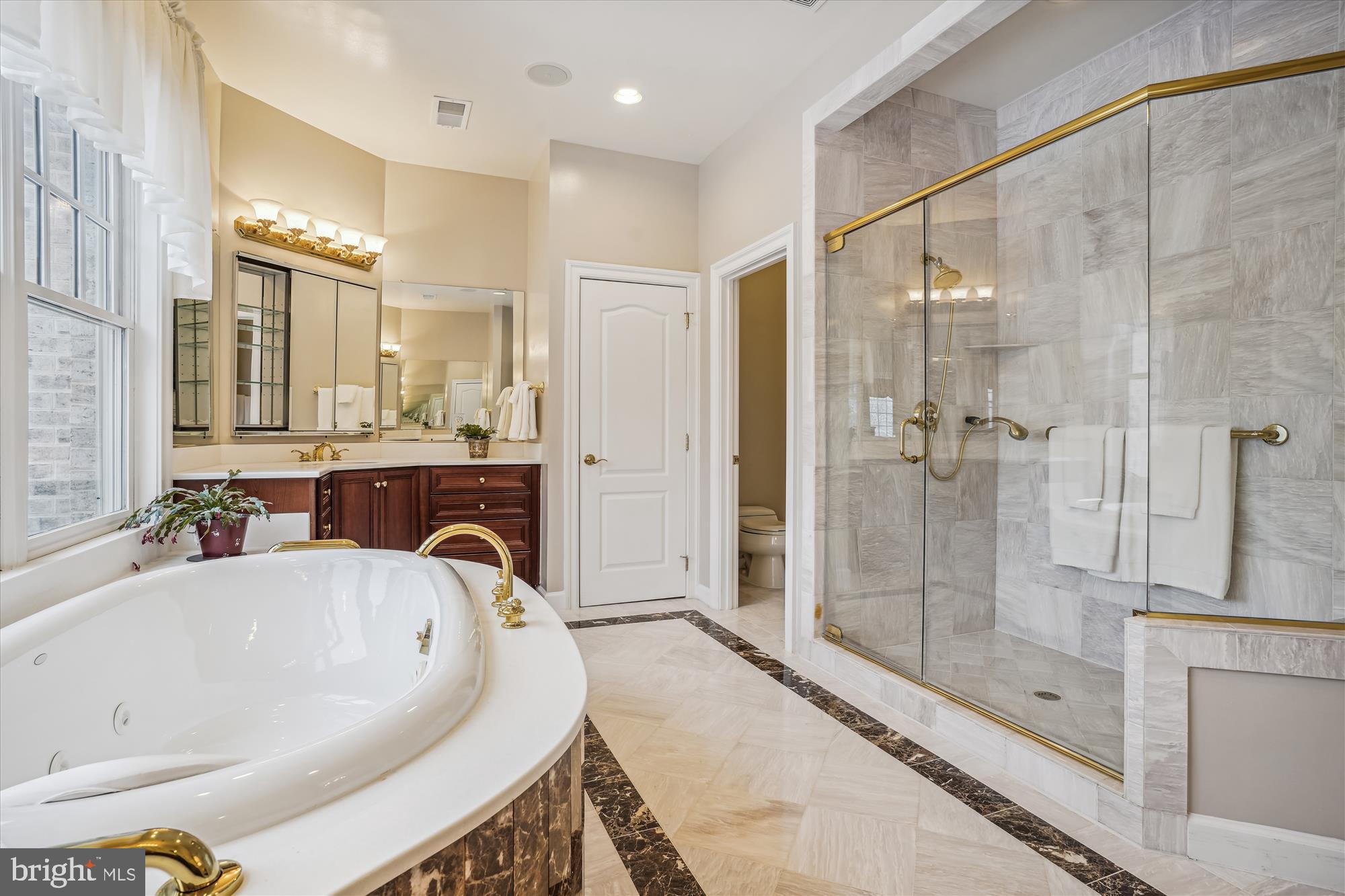 TIMBERLAKE ESTATES - Residential