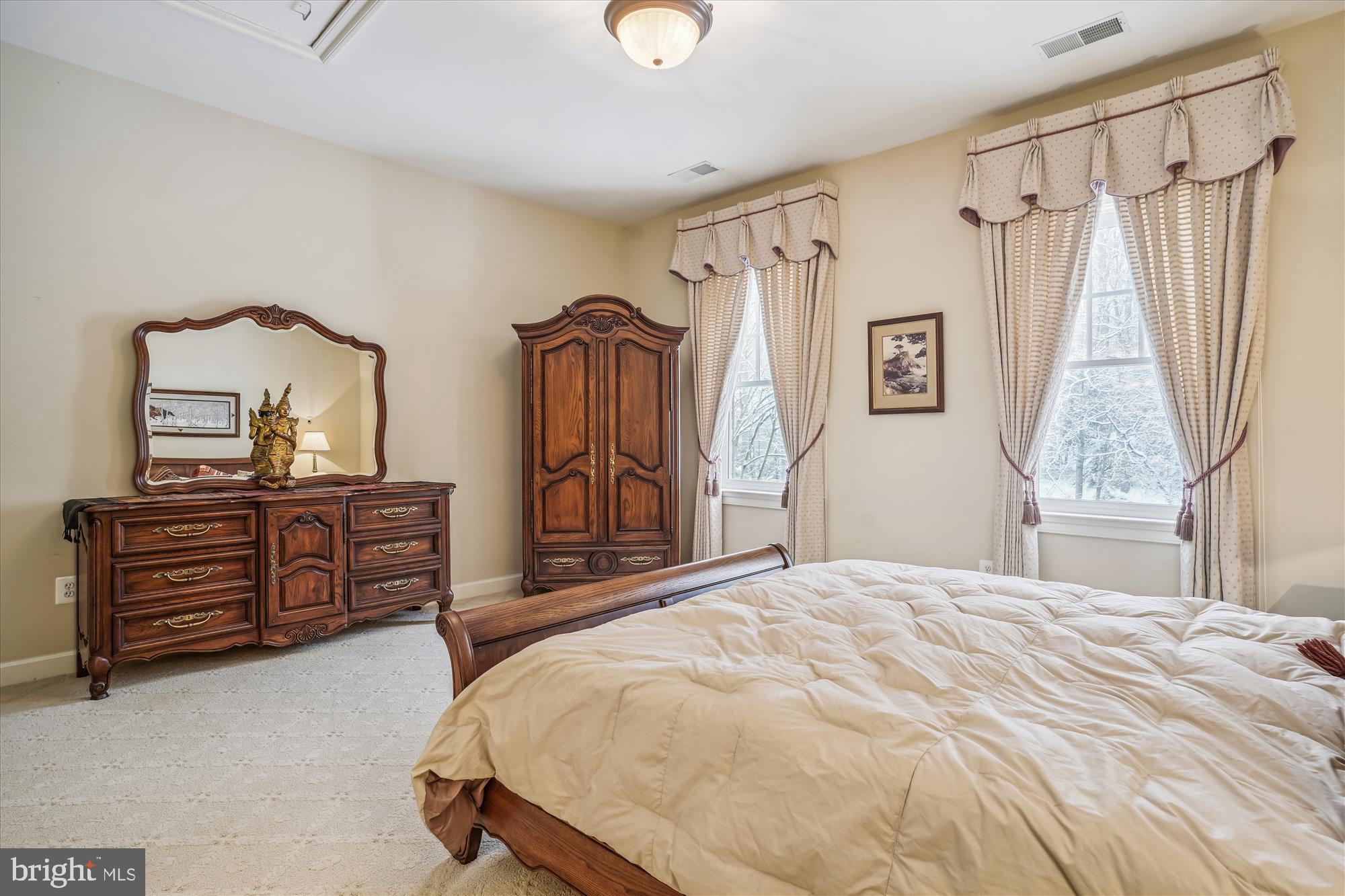 TIMBERLAKE ESTATES - Residential