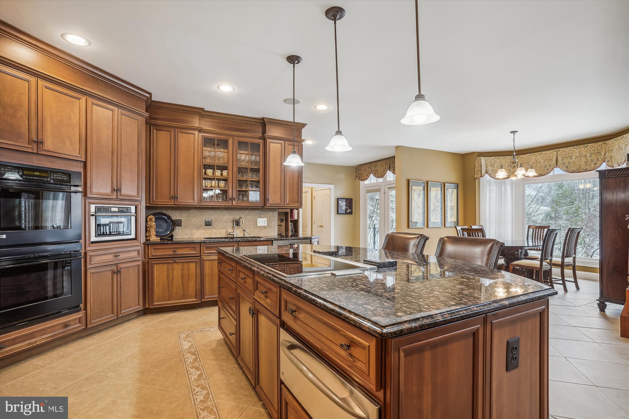 TIMBERLAKE ESTATES - Residential