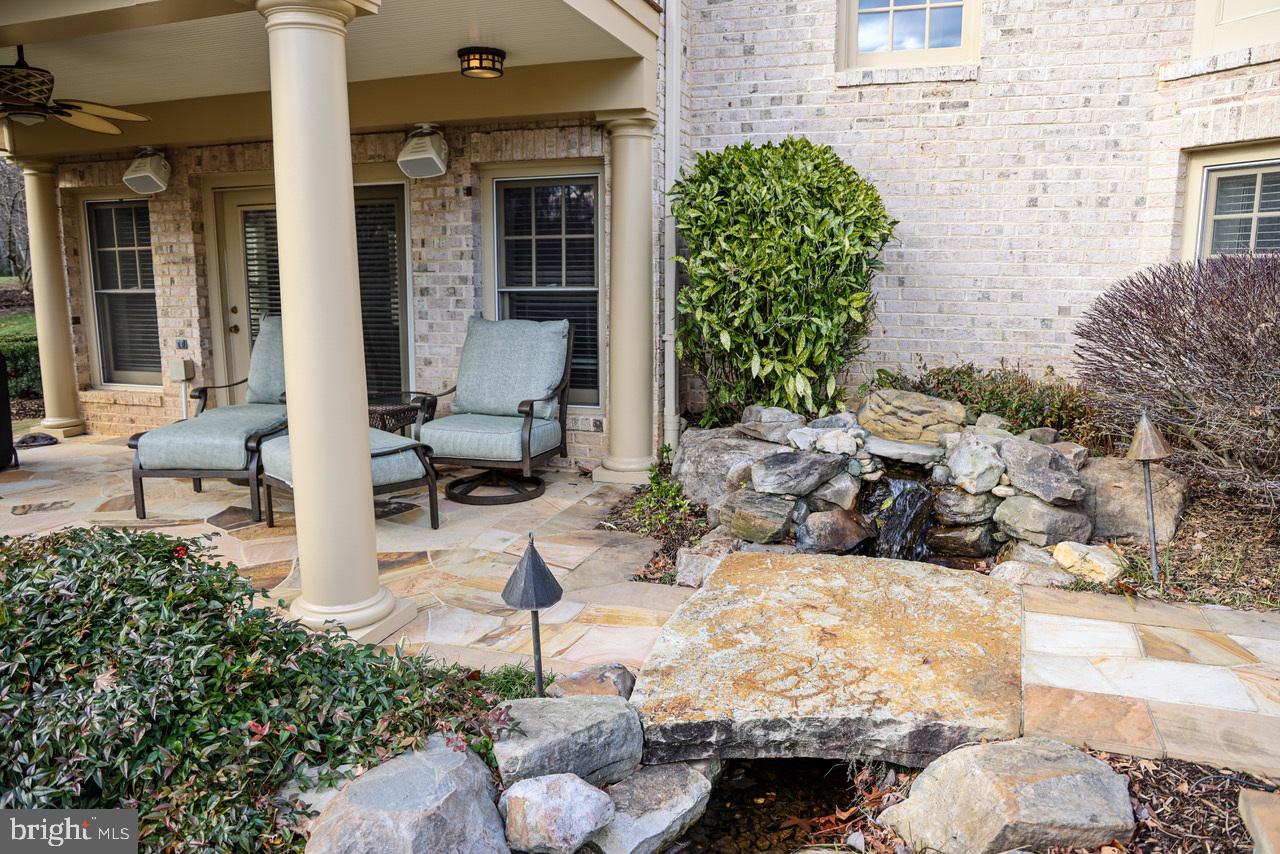 TIMBERLAKE ESTATES - Residential