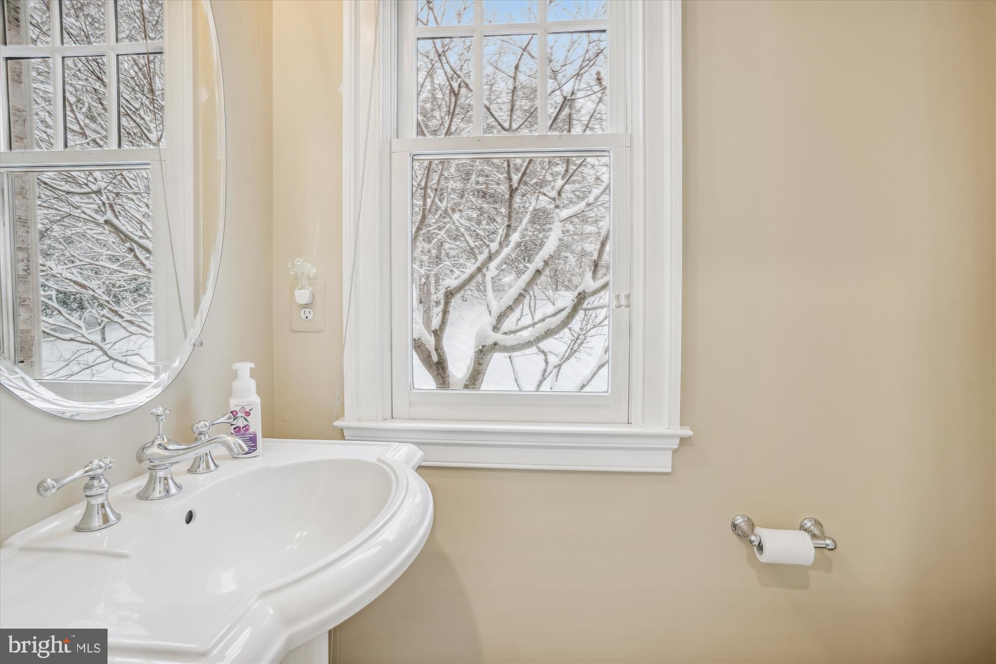 TIMBERLAKE ESTATES - Residential