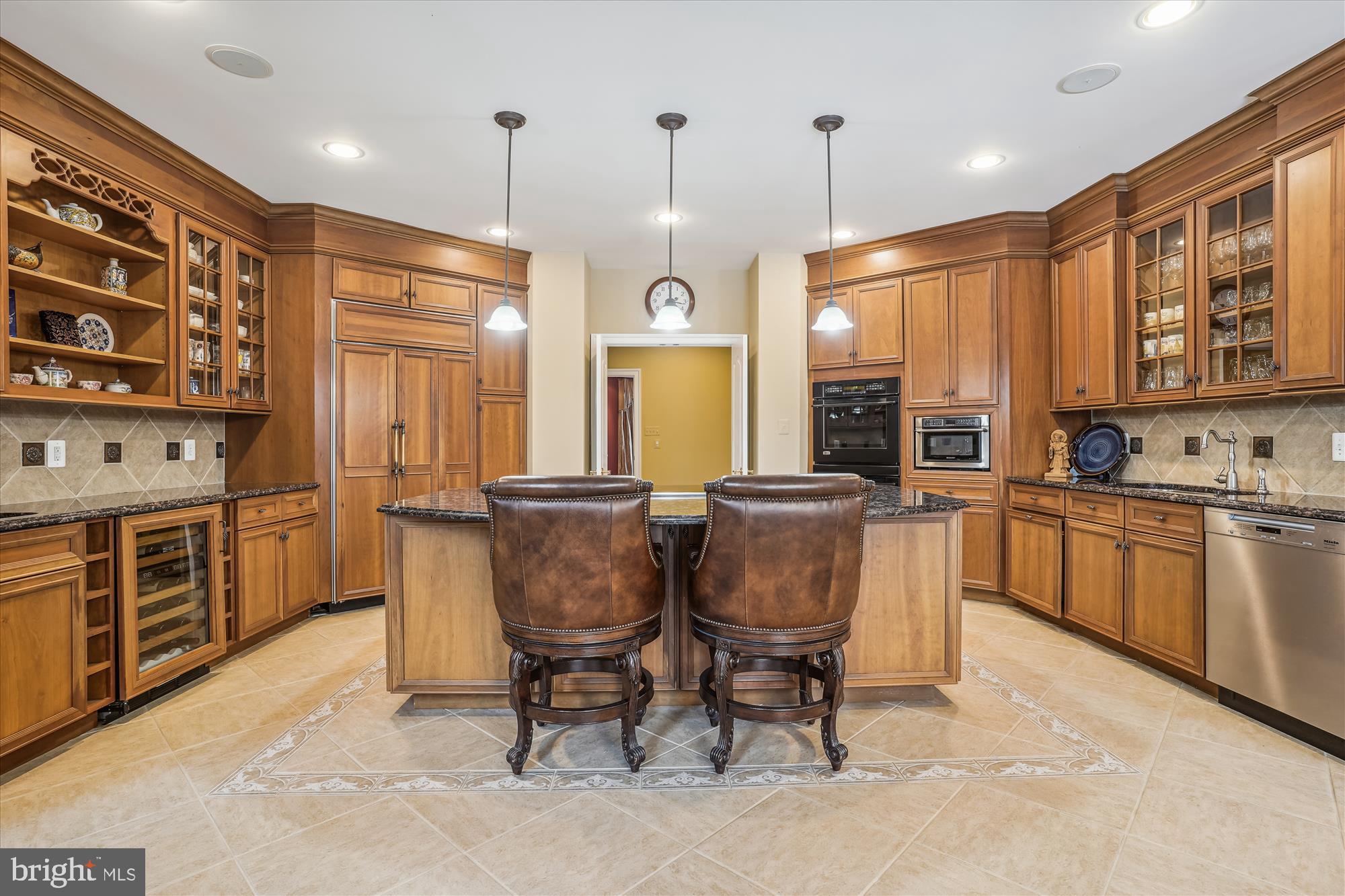 TIMBERLAKE ESTATES - Residential