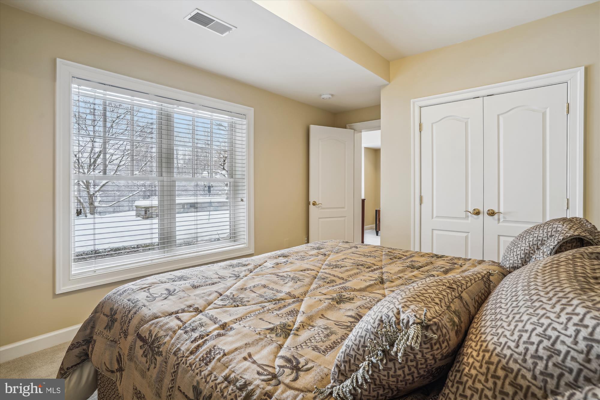 TIMBERLAKE ESTATES - Residential