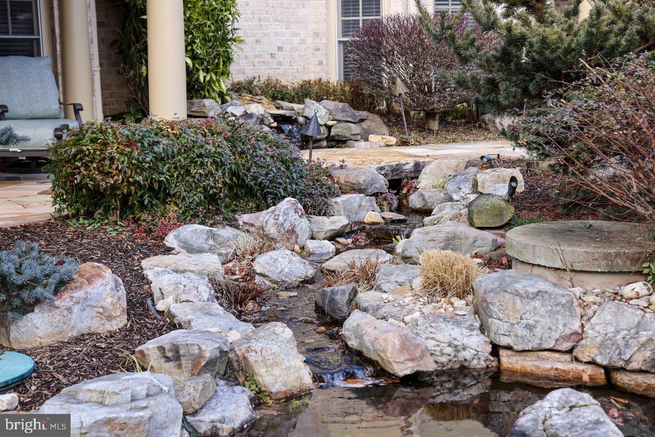 TIMBERLAKE ESTATES - Residential