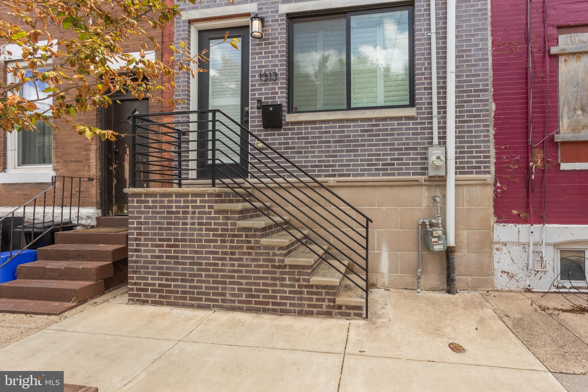 POINT BREEZE - Residential