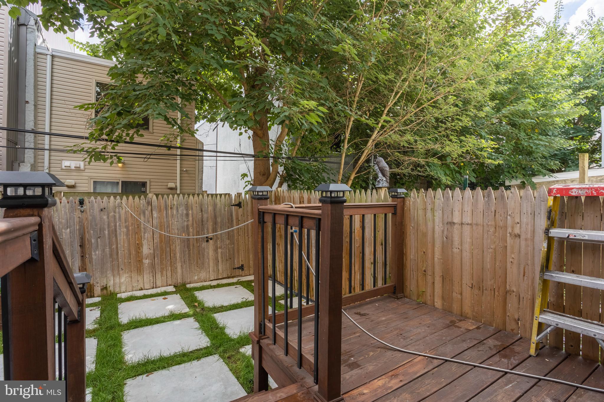POINT BREEZE - Residential