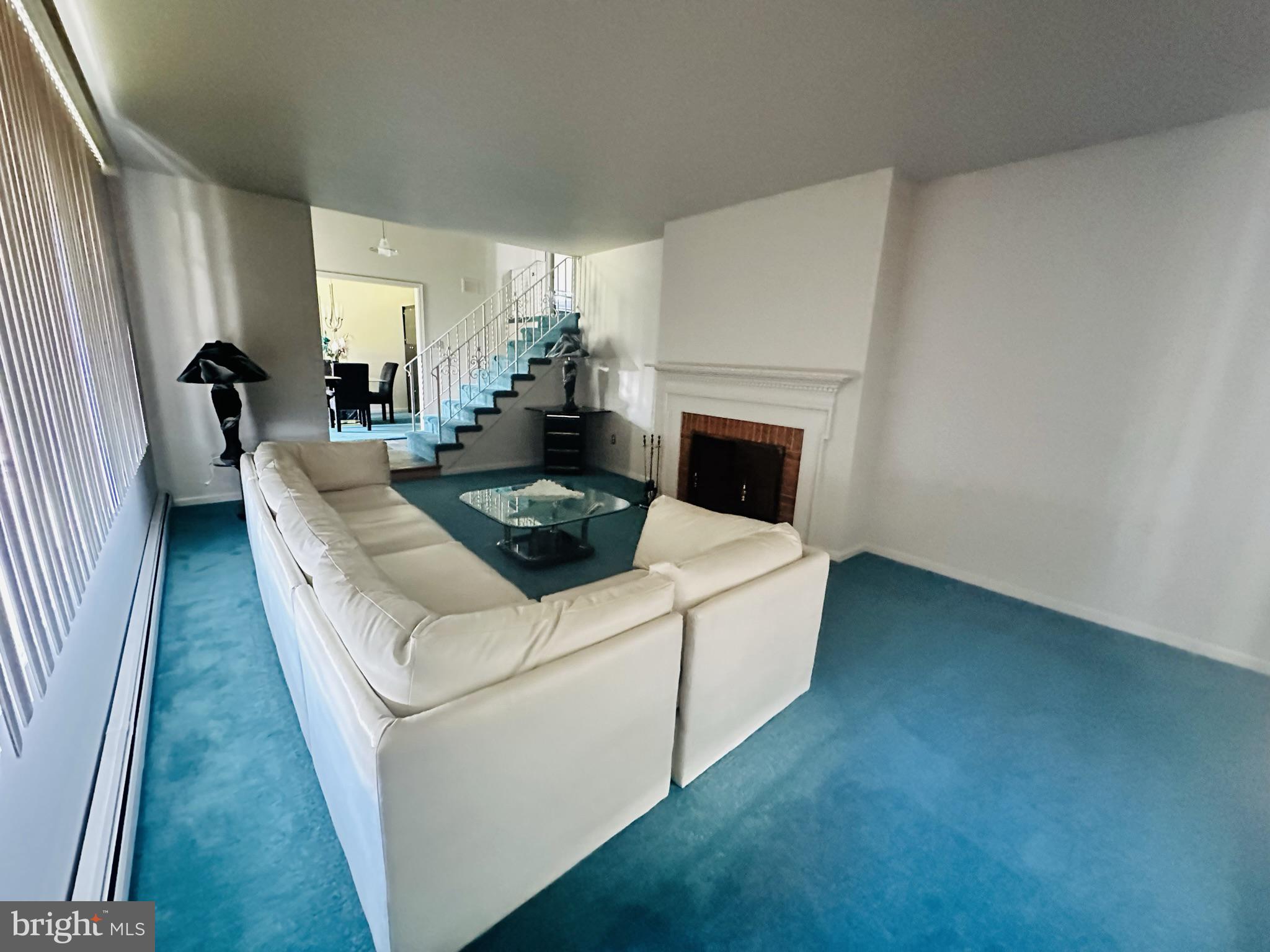 BLOOMINGDALE - Residential