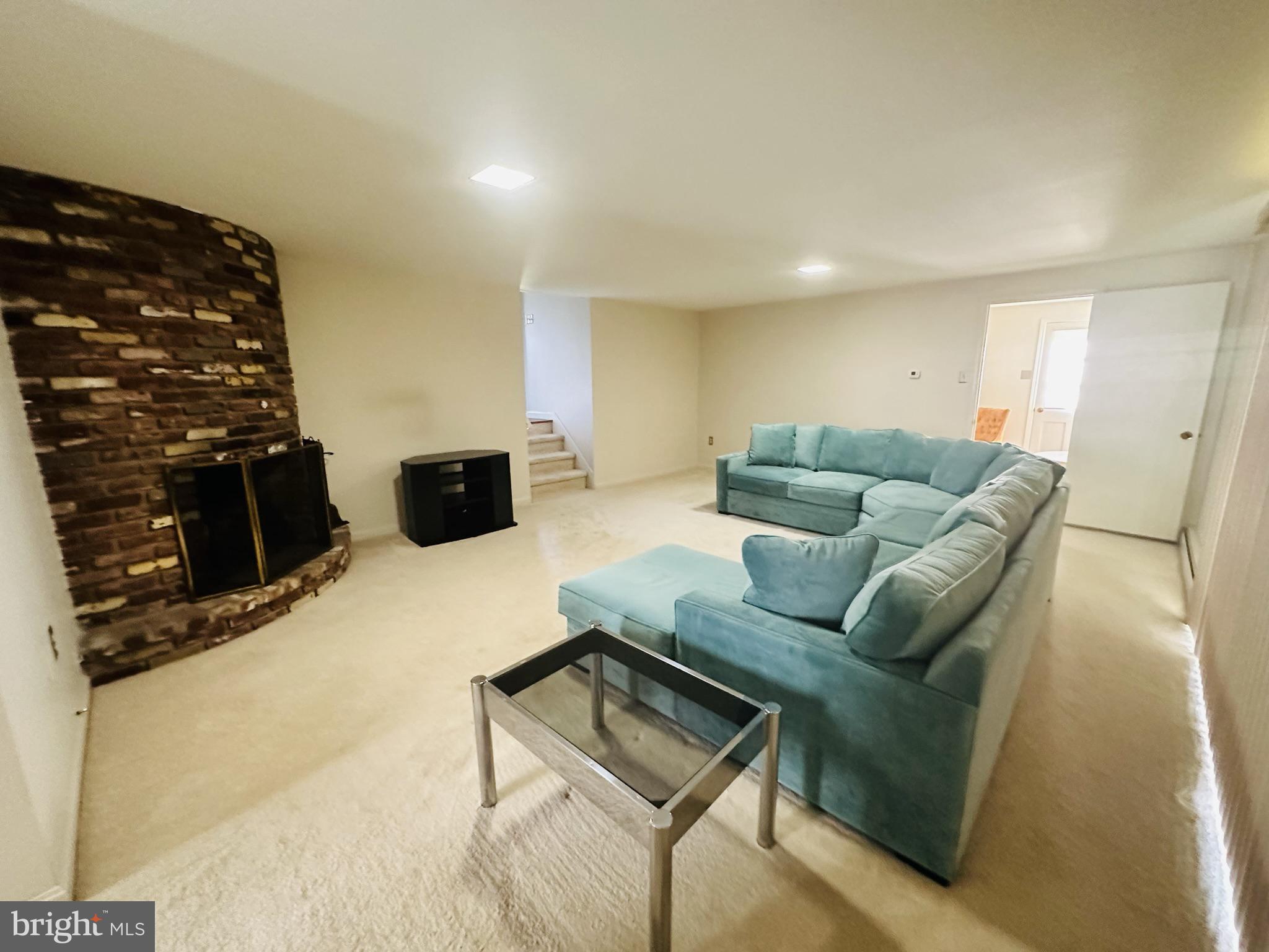 BLOOMINGDALE - Residential