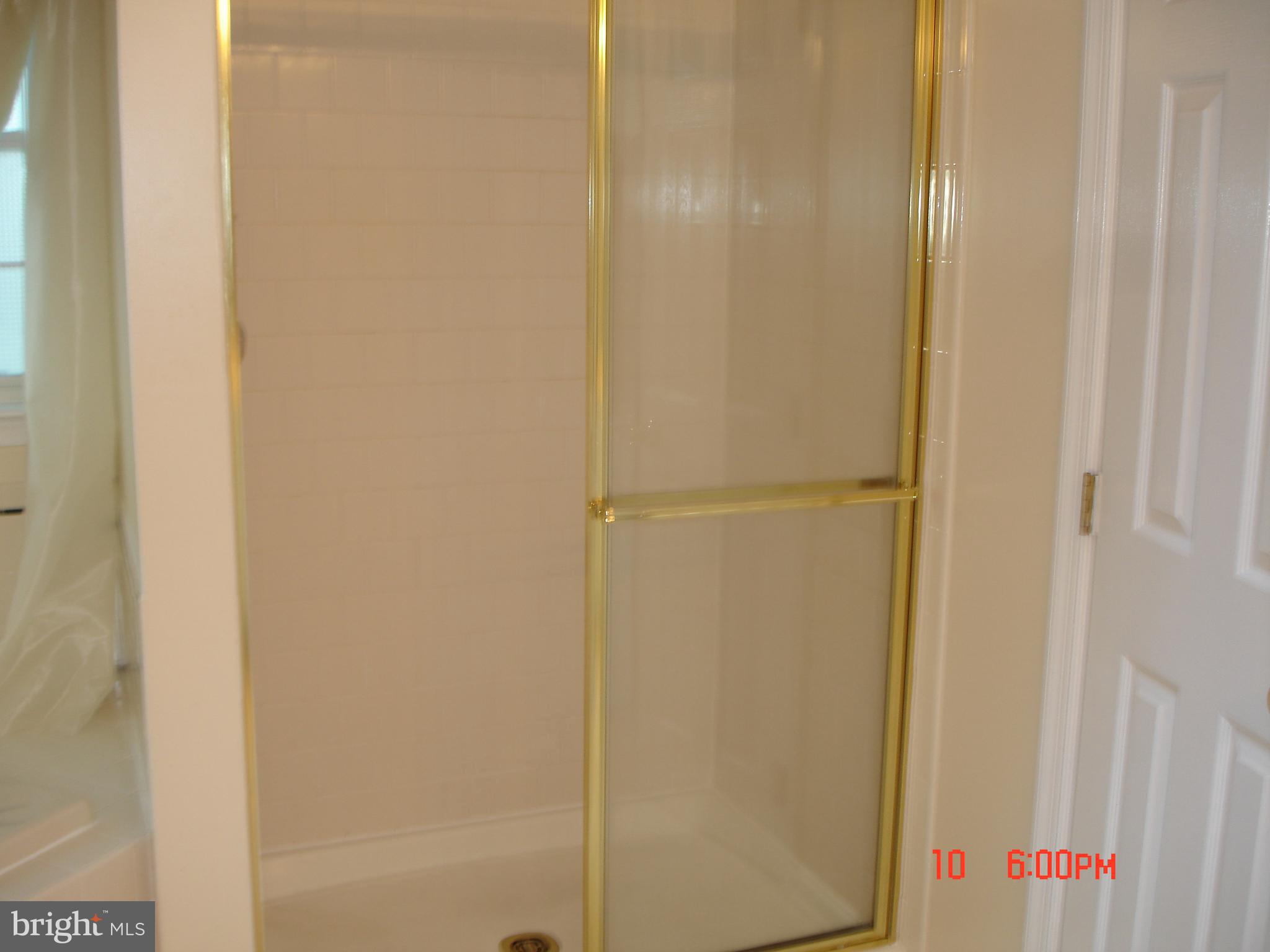 DISNEY ESTATES - Residential Lease