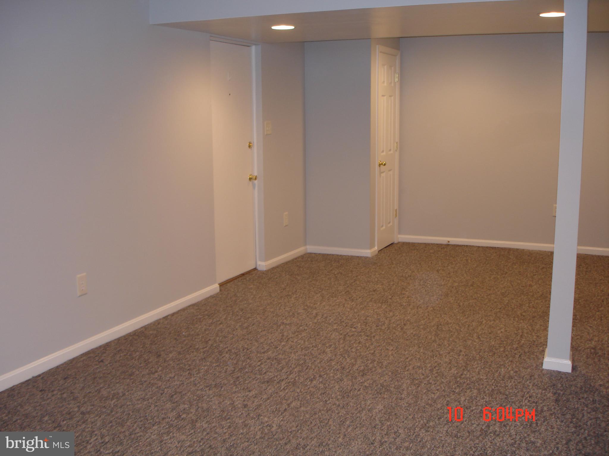 DISNEY ESTATES - Residential Lease