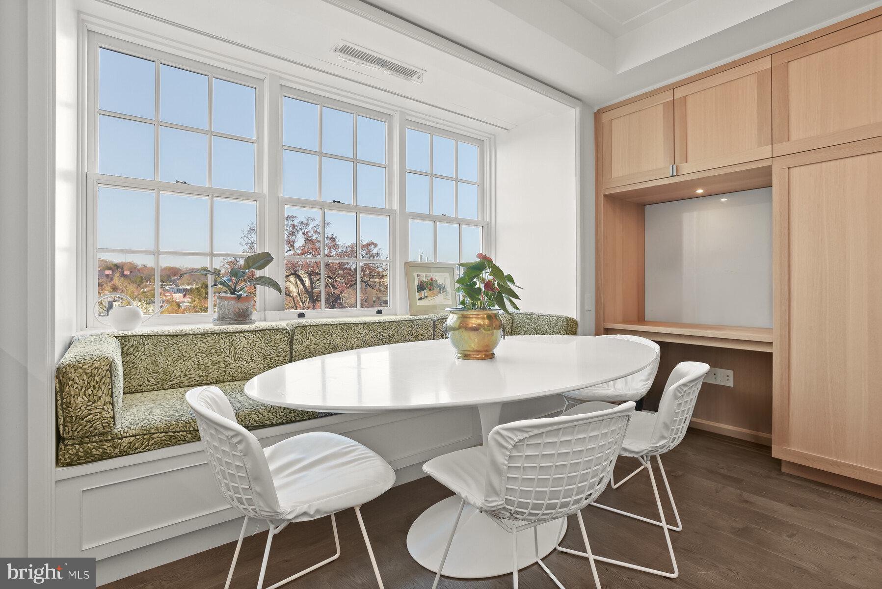 WARDMAN TOWER - Residential