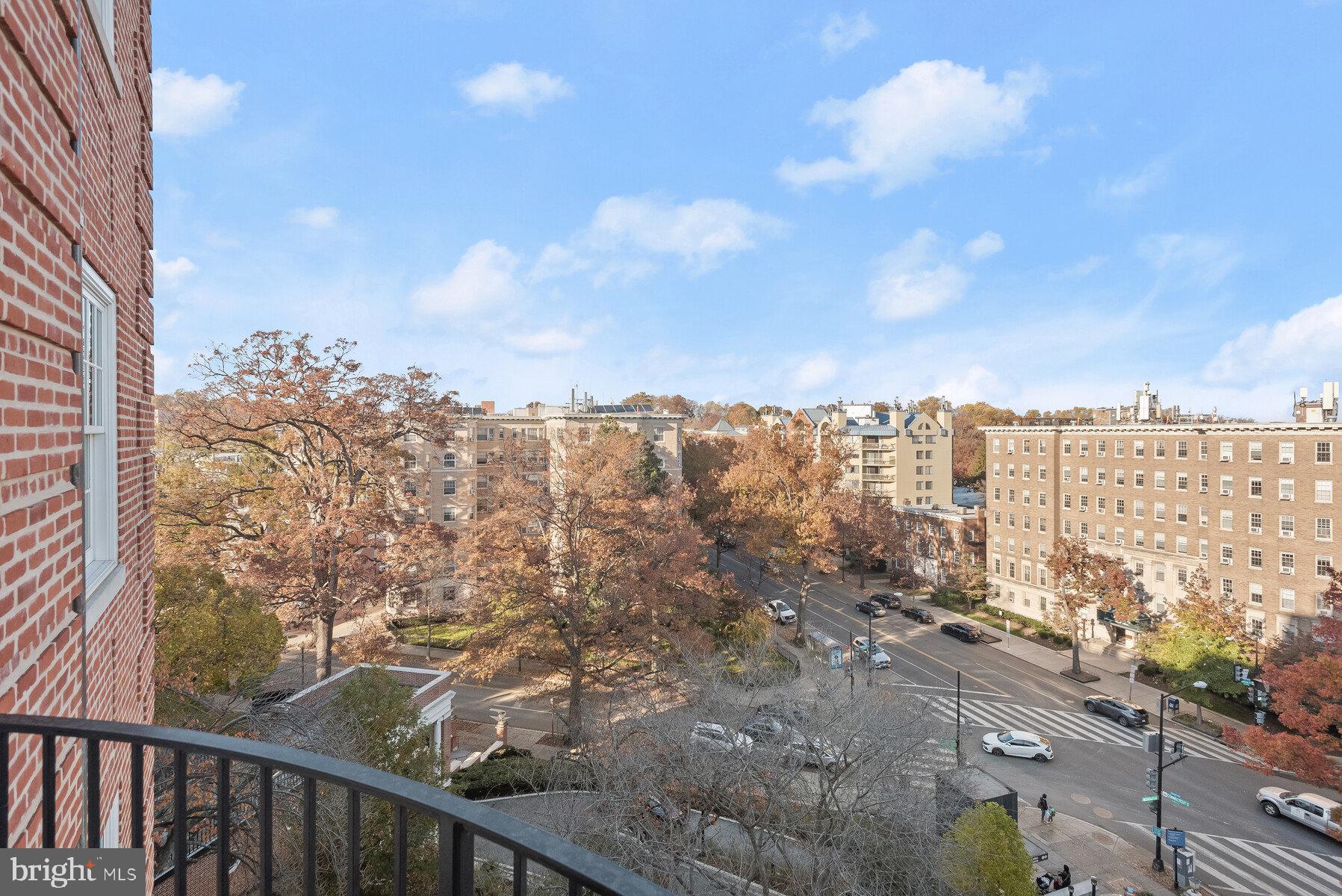 WARDMAN TOWER - Residential