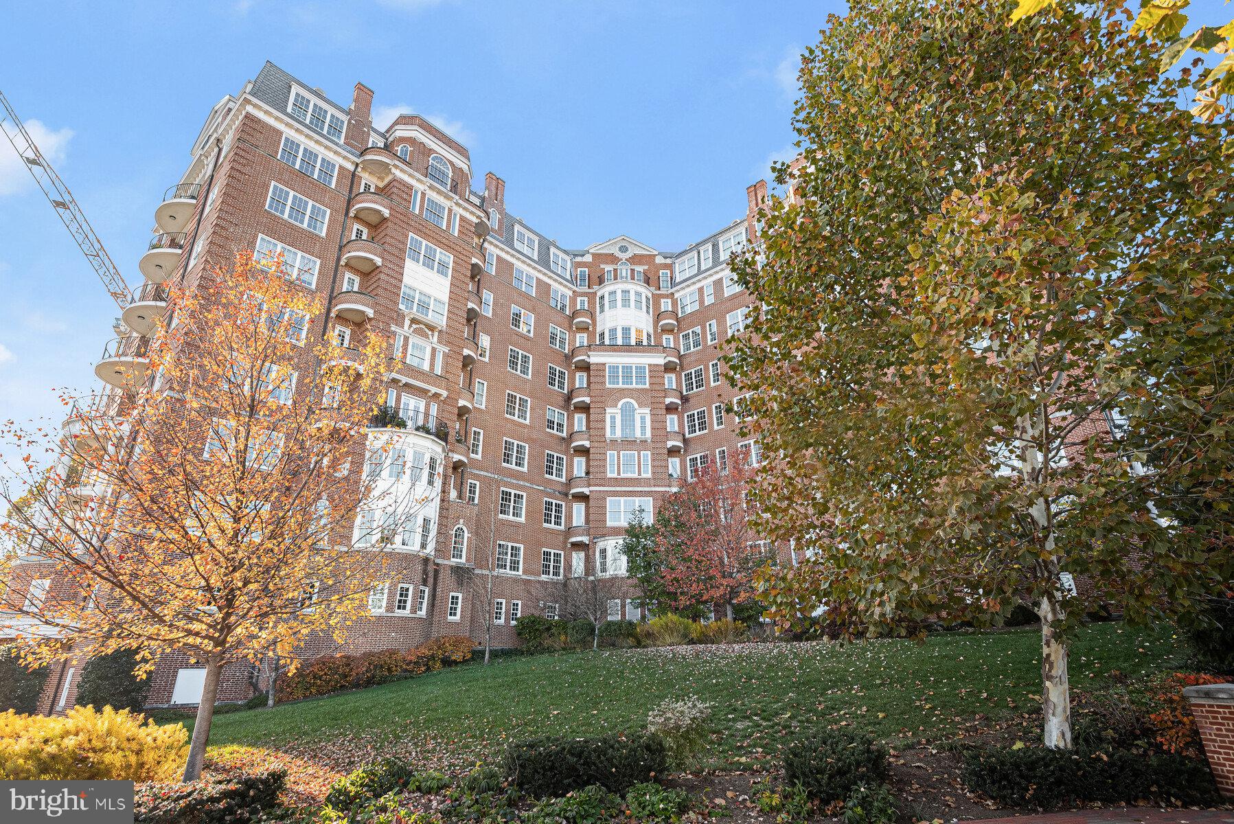 WARDMAN TOWER - Residential