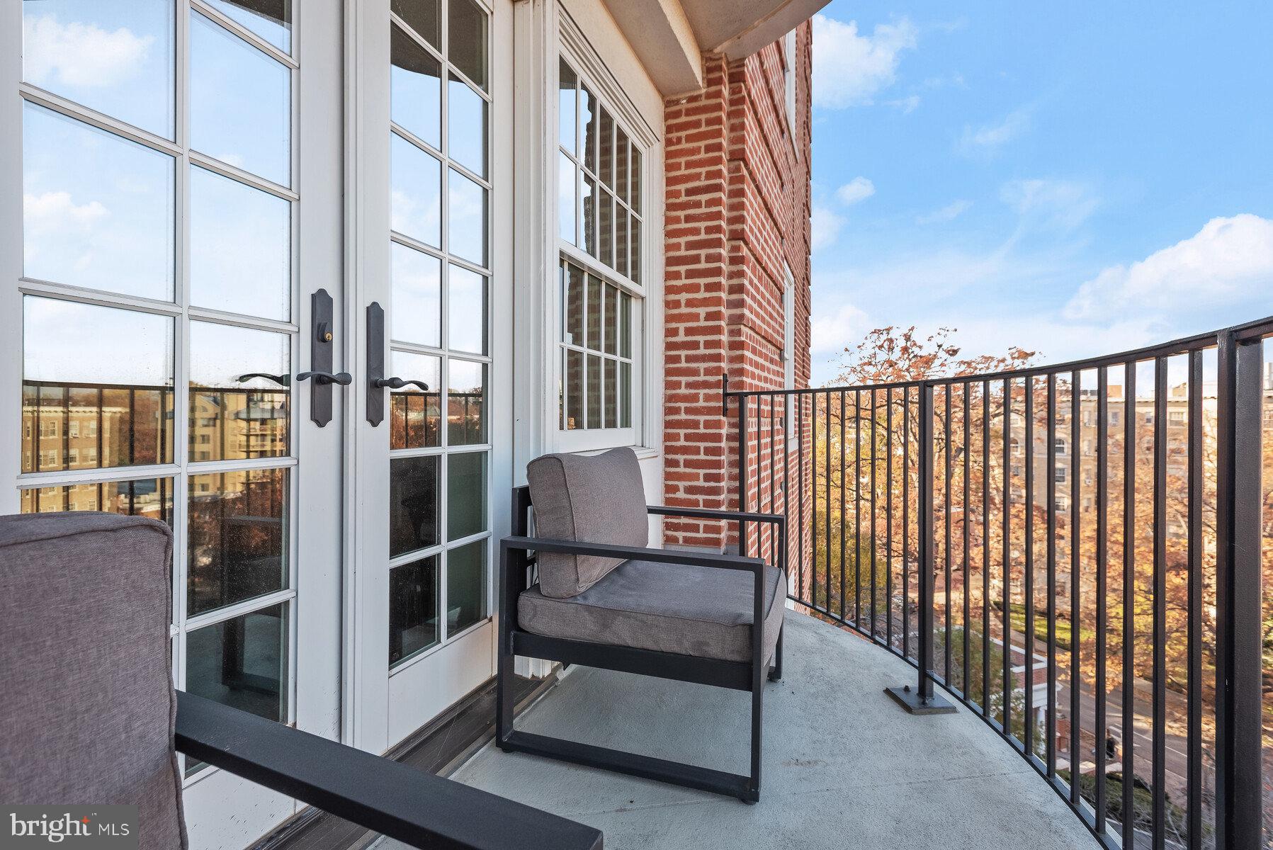 WARDMAN TOWER - Residential