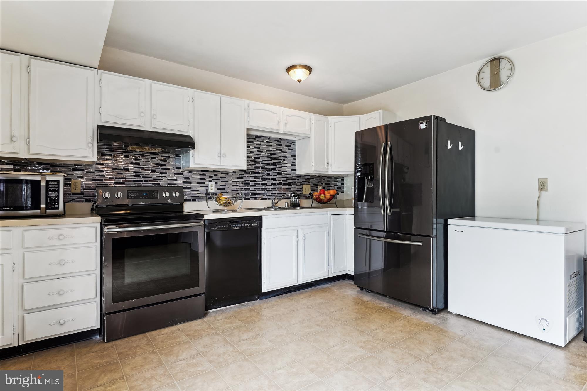 BREEZEWOOD FOREST - Residential