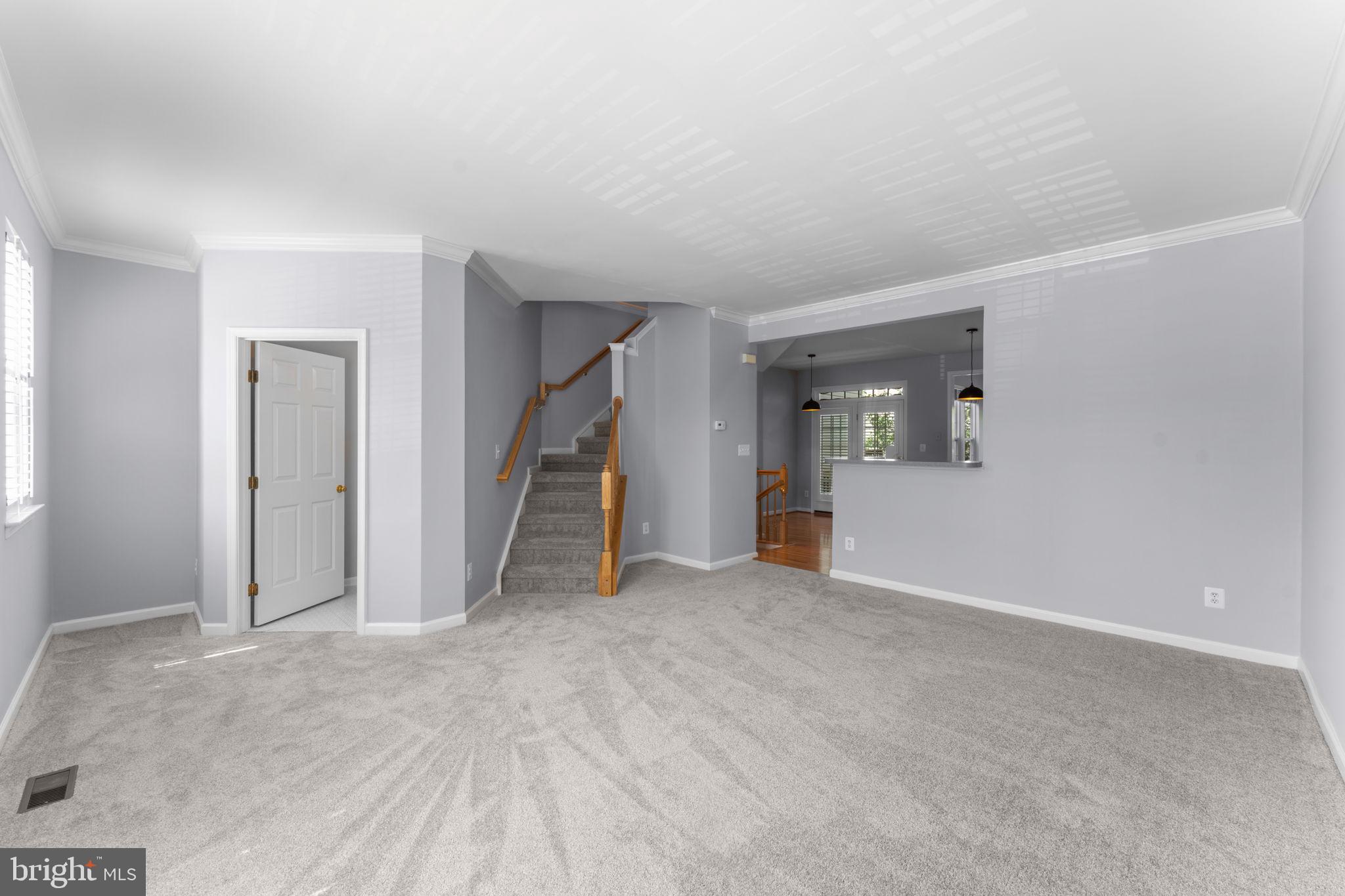 WELLESLEY - Residential