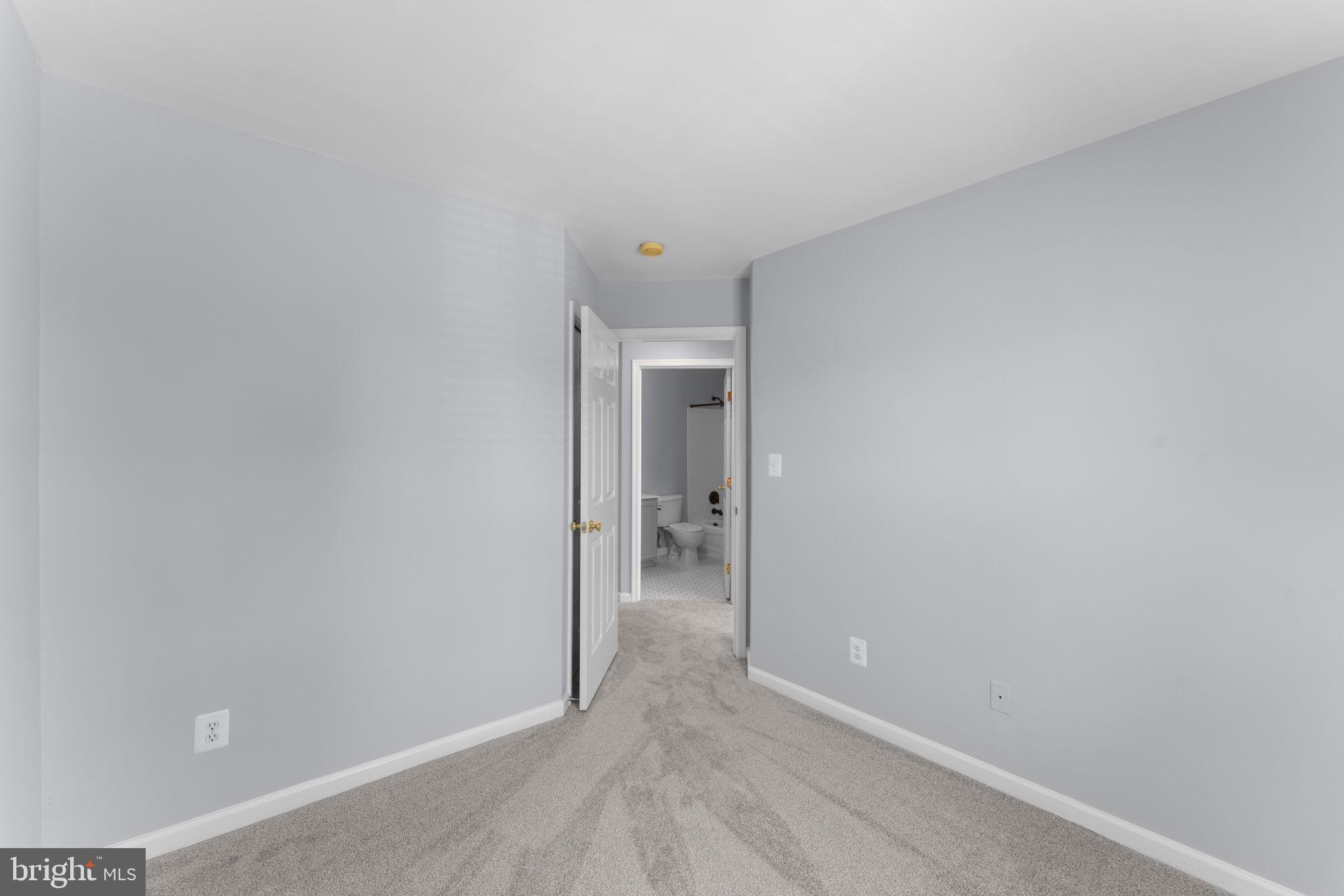 WELLESLEY - Residential