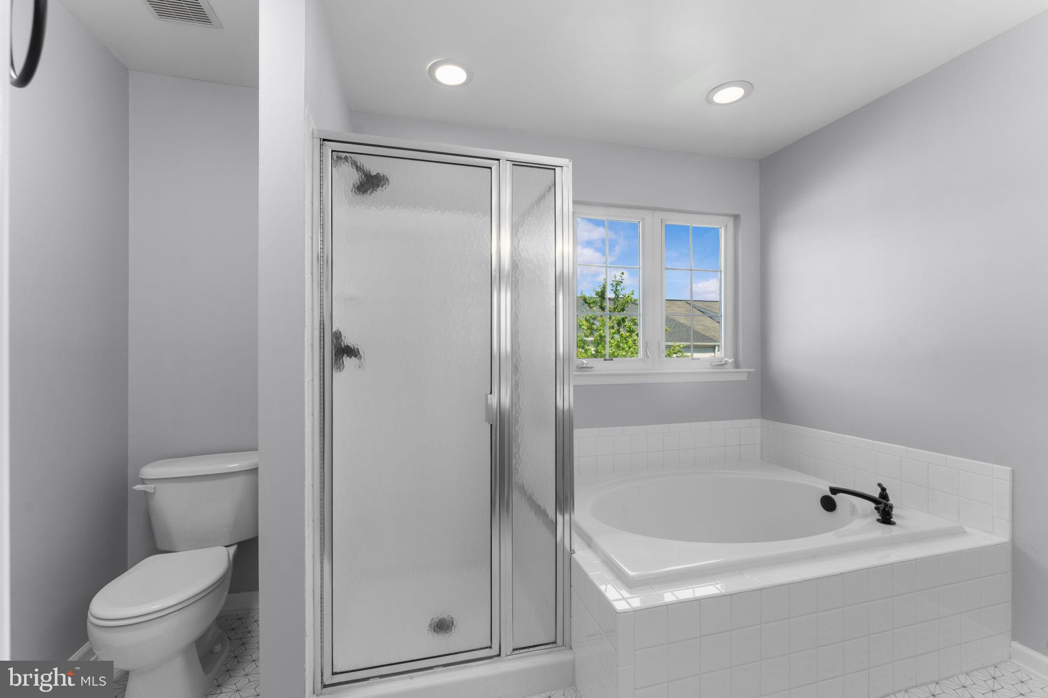 WELLESLEY - Residential