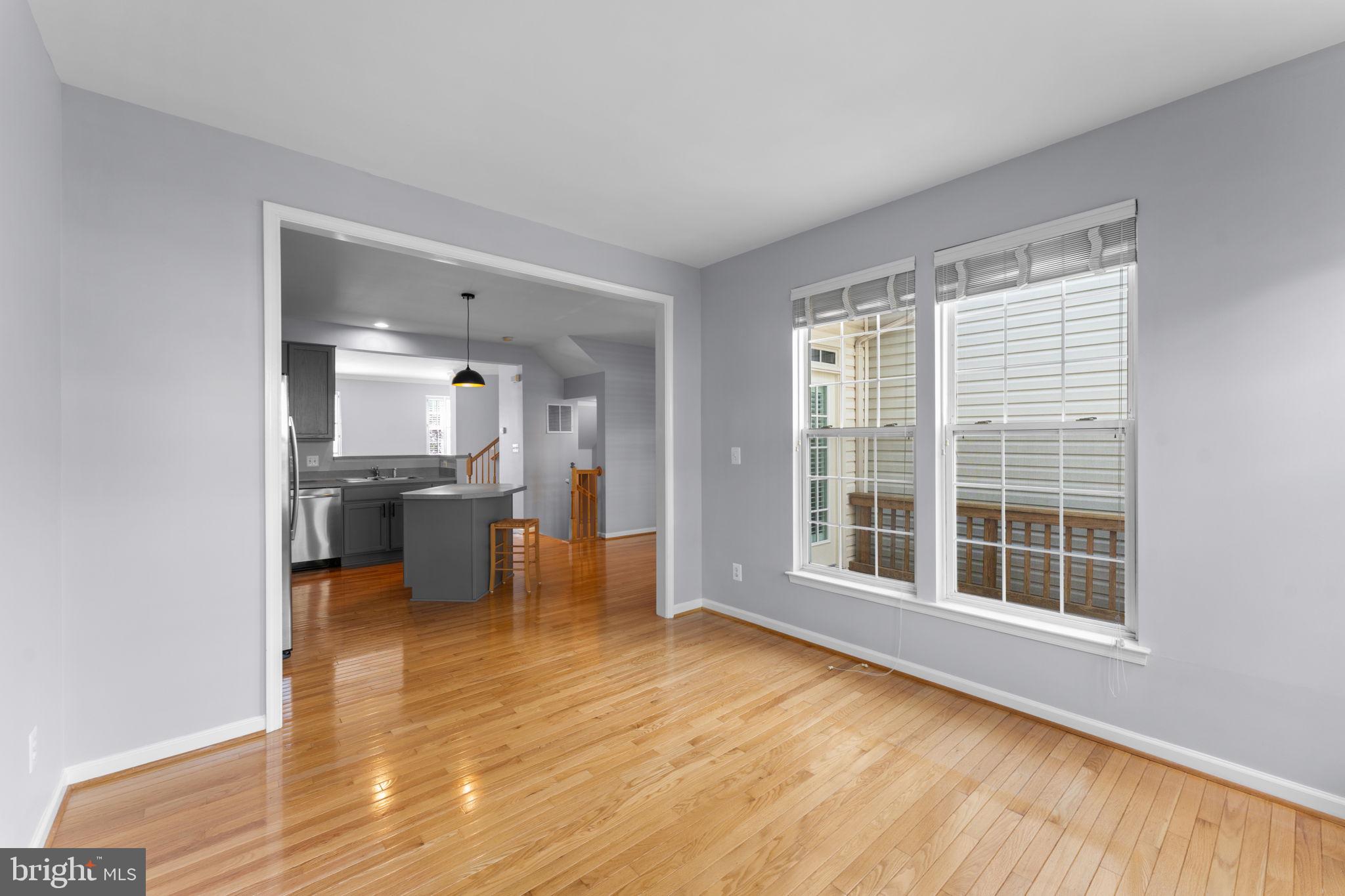 WELLESLEY - Residential