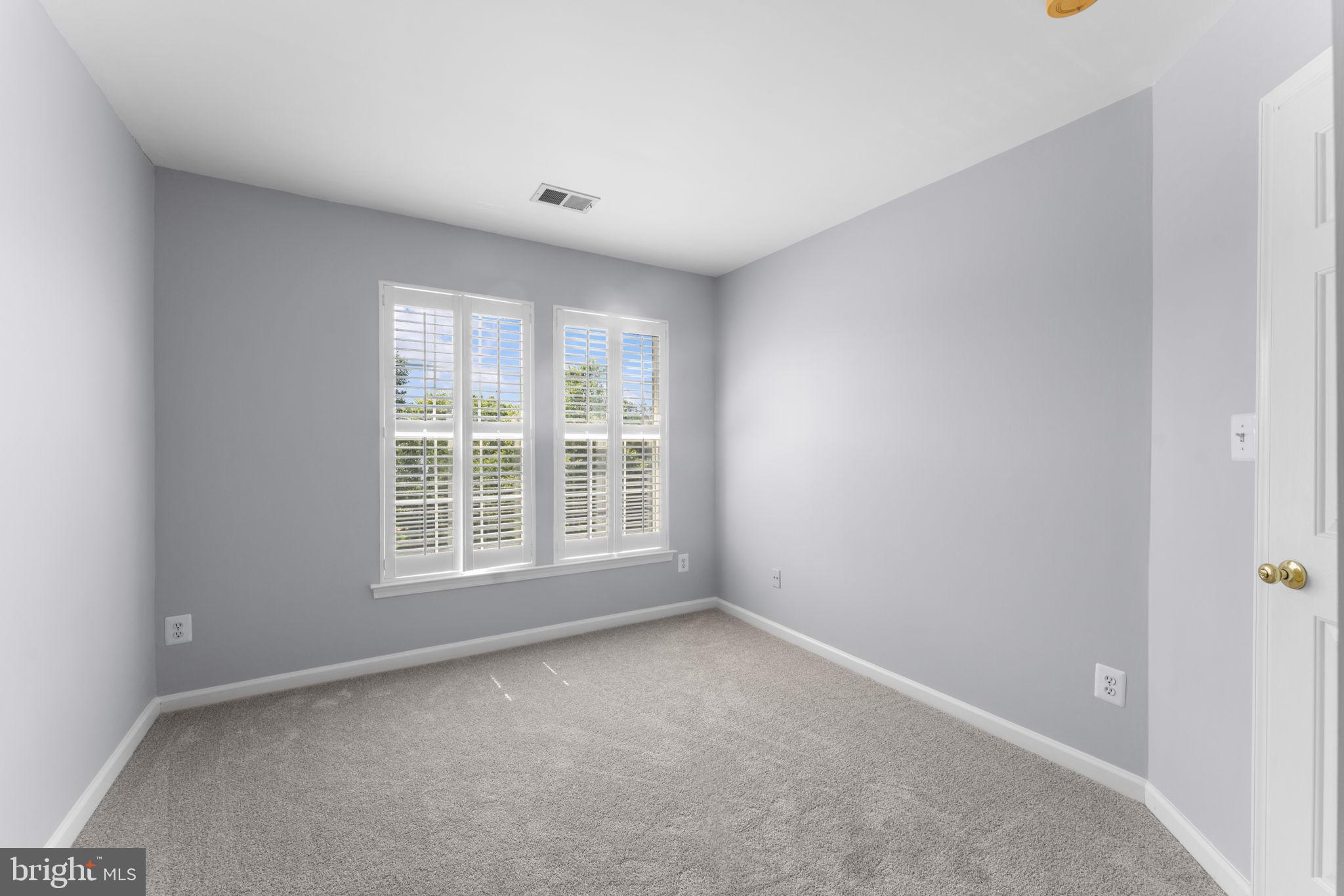 WELLESLEY - Residential