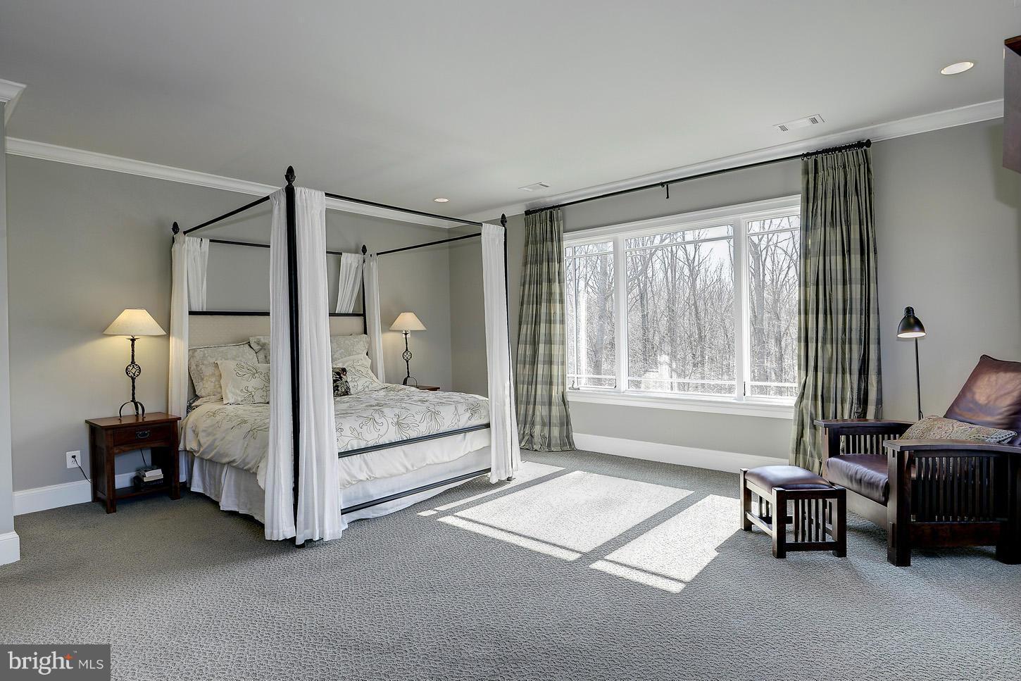 POTOMAC FALLS - Residential