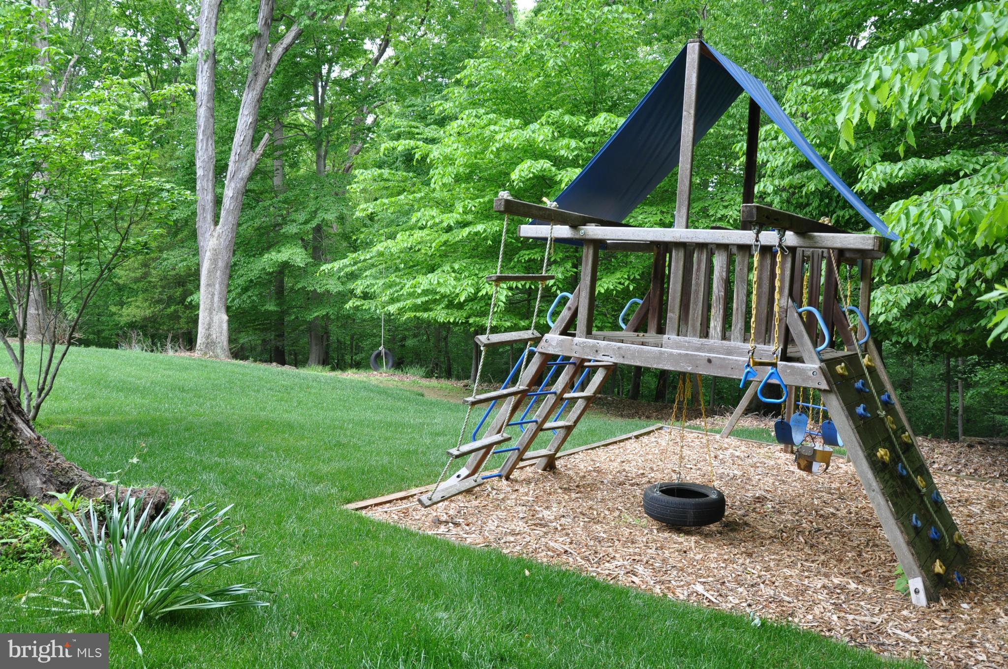 POTOMAC FALLS - Residential