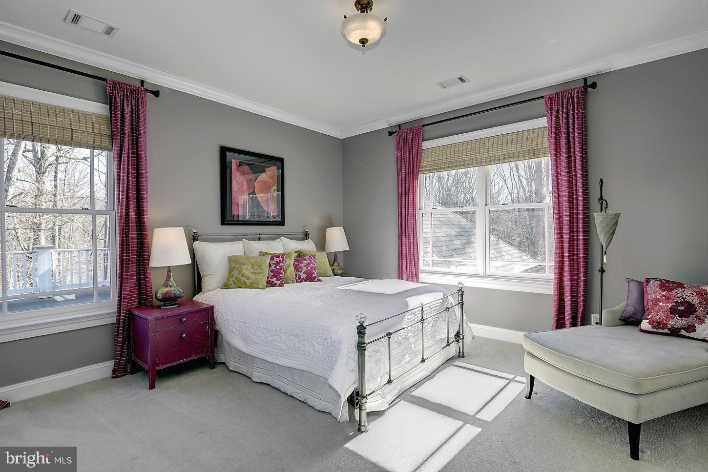 POTOMAC FALLS - Residential