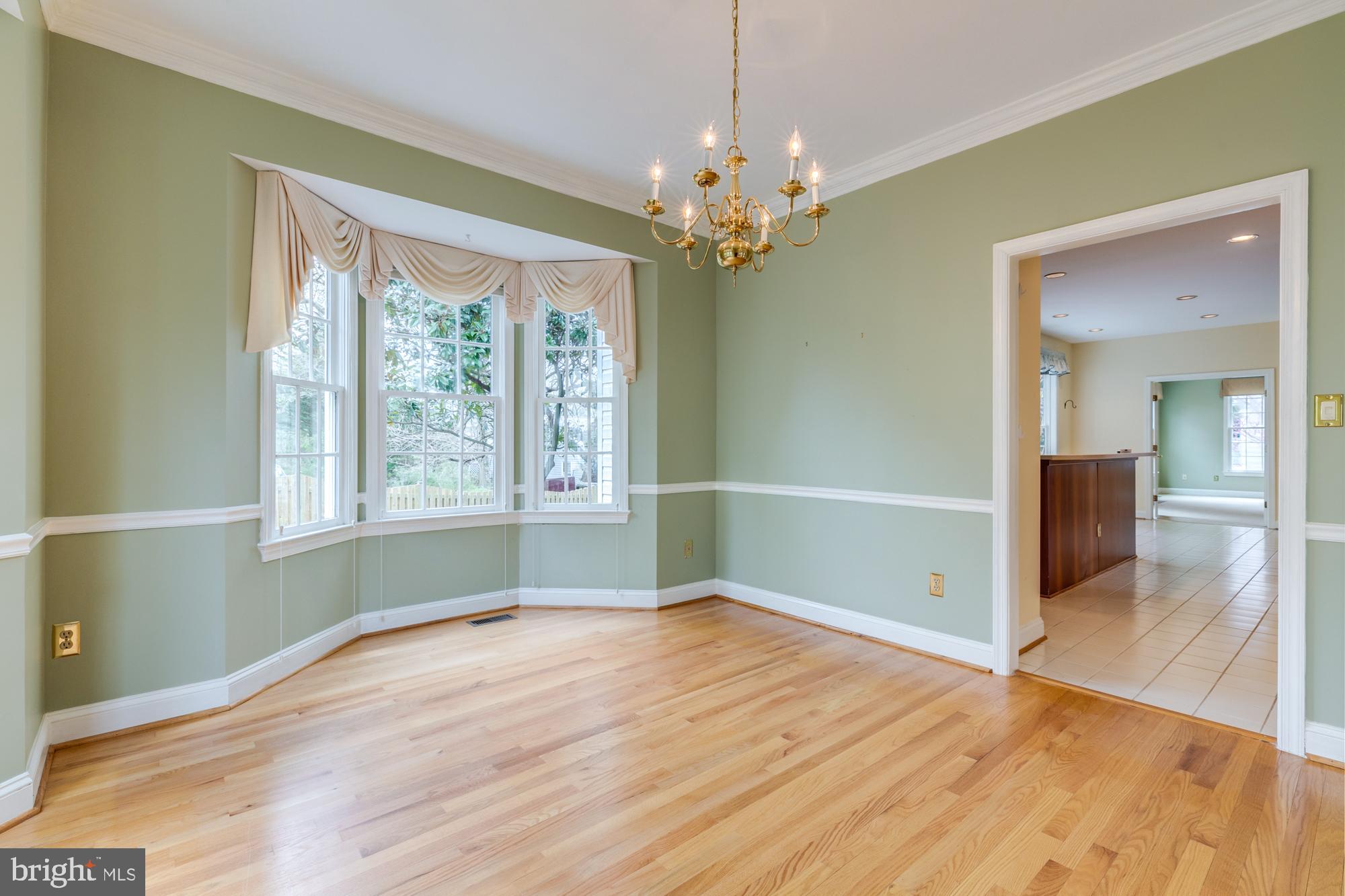 DUNN LORING - Residential