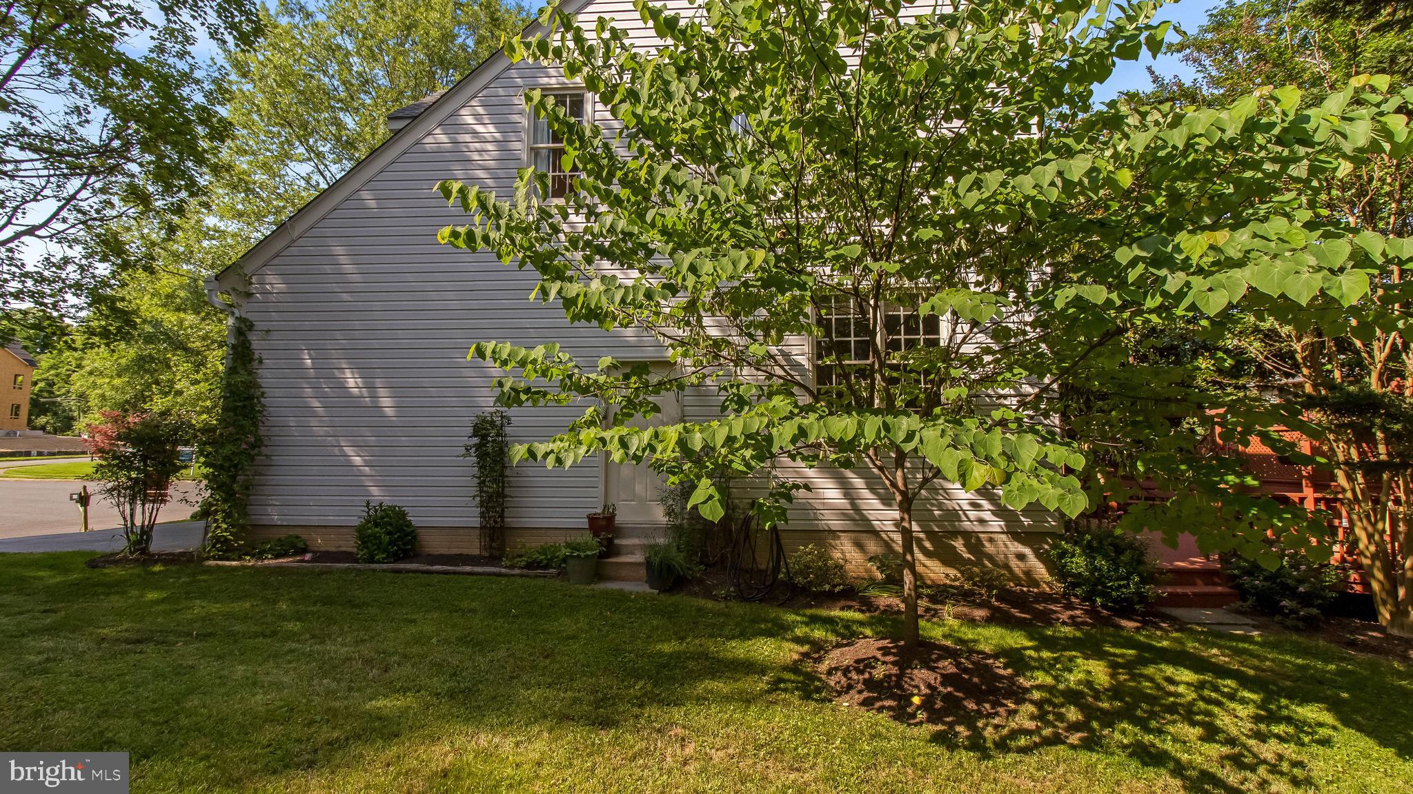 DUNN LORING - Residential