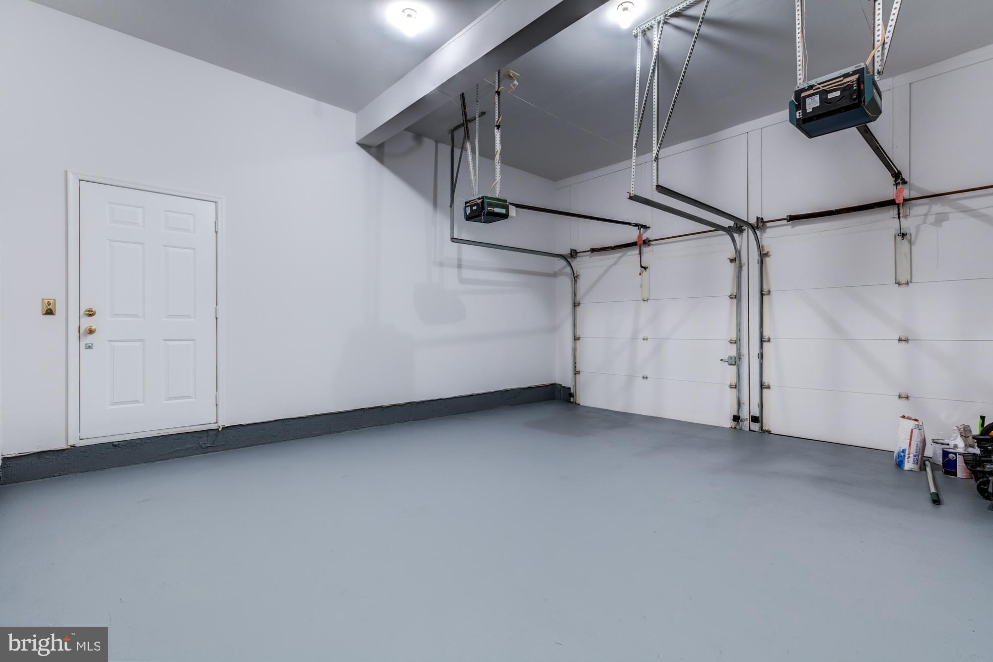 DUNN LORING - Residential