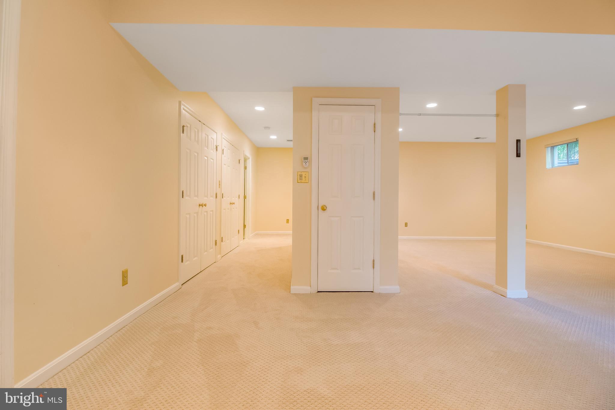 DUNN LORING - Residential