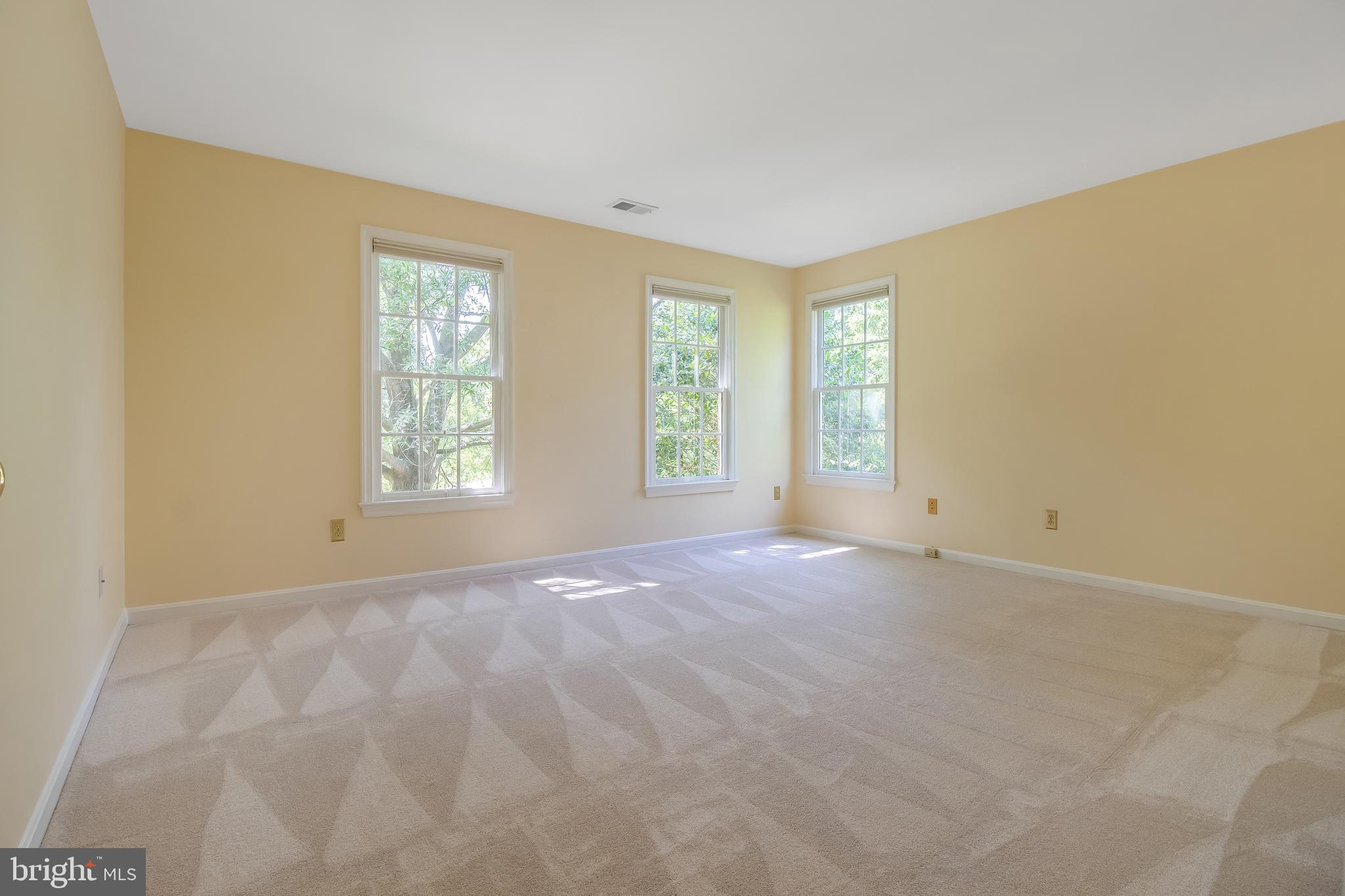 DUNN LORING - Residential