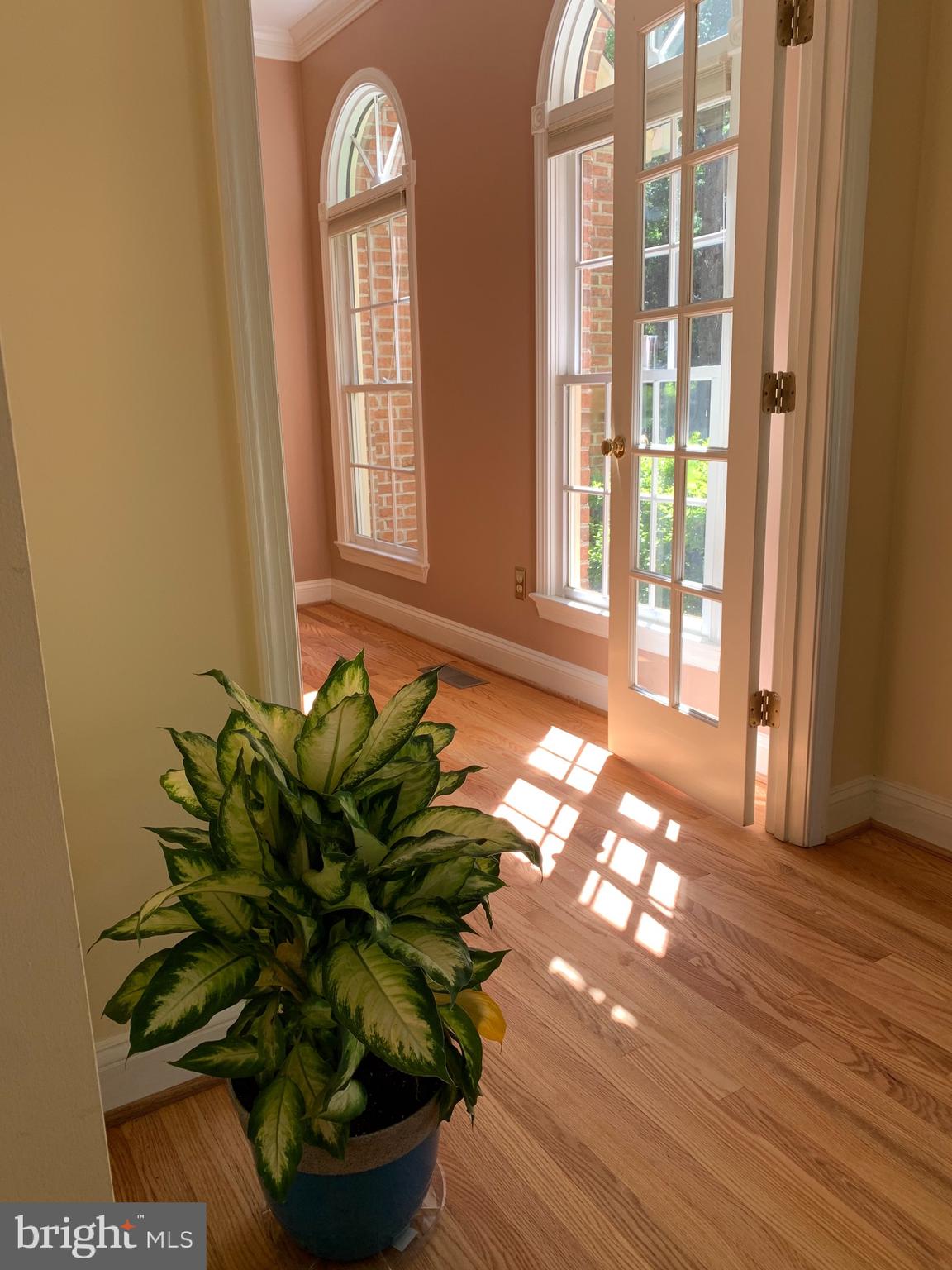 DUNN LORING - Residential