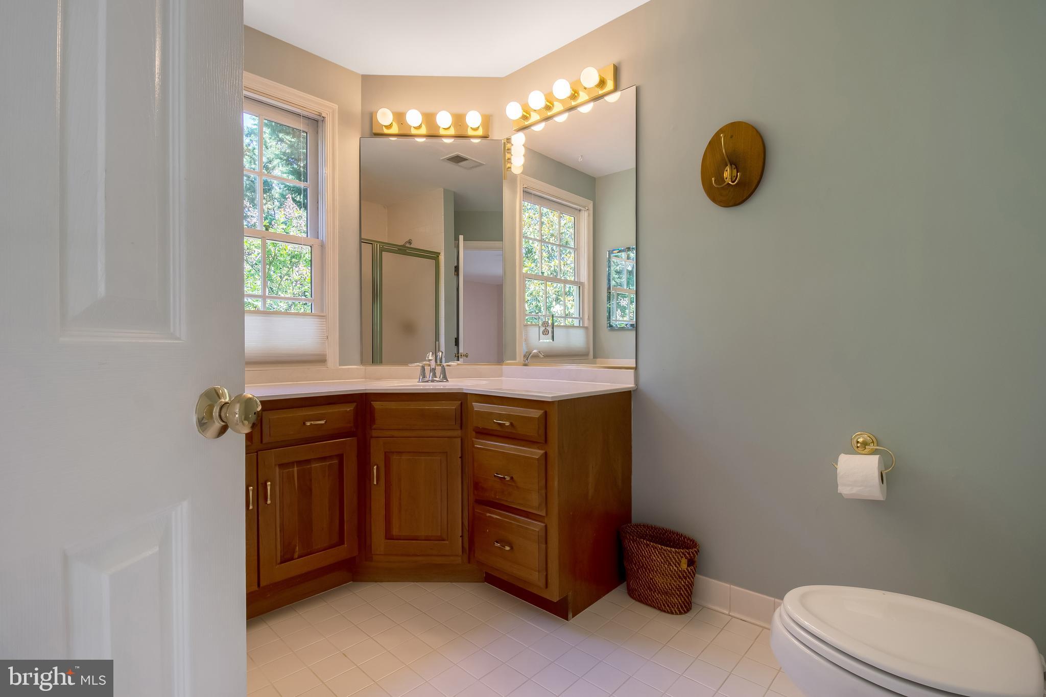 DUNN LORING - Residential