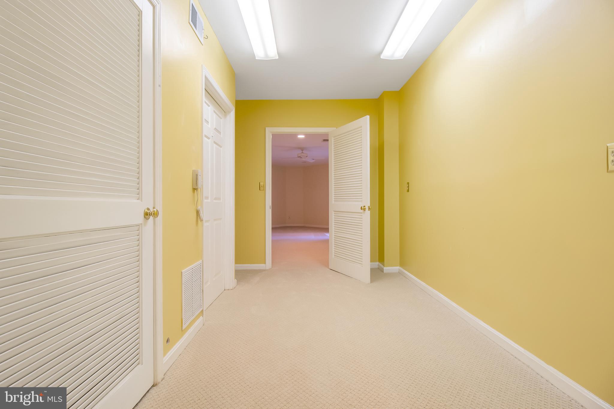 DUNN LORING - Residential