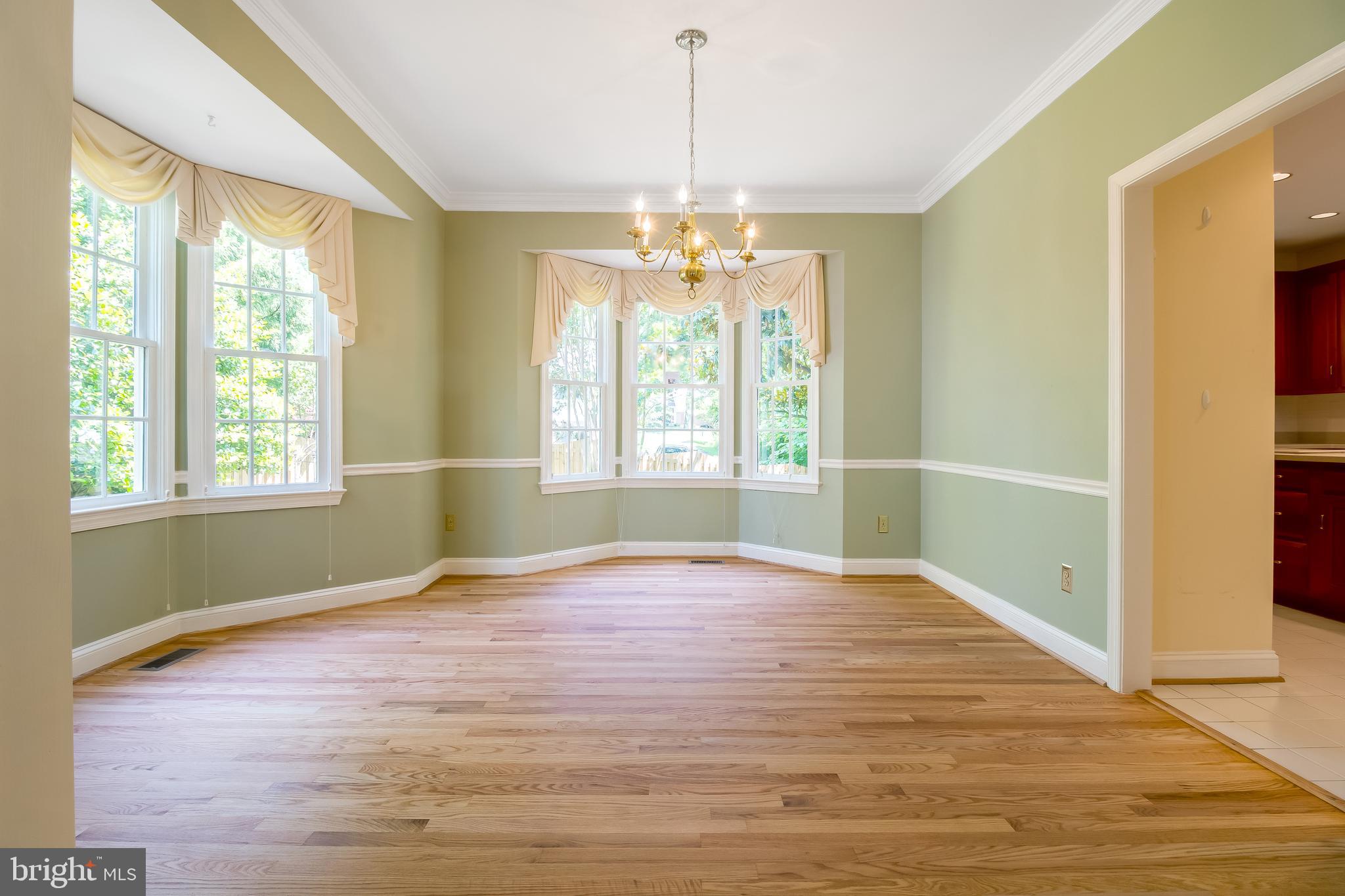 DUNN LORING - Residential