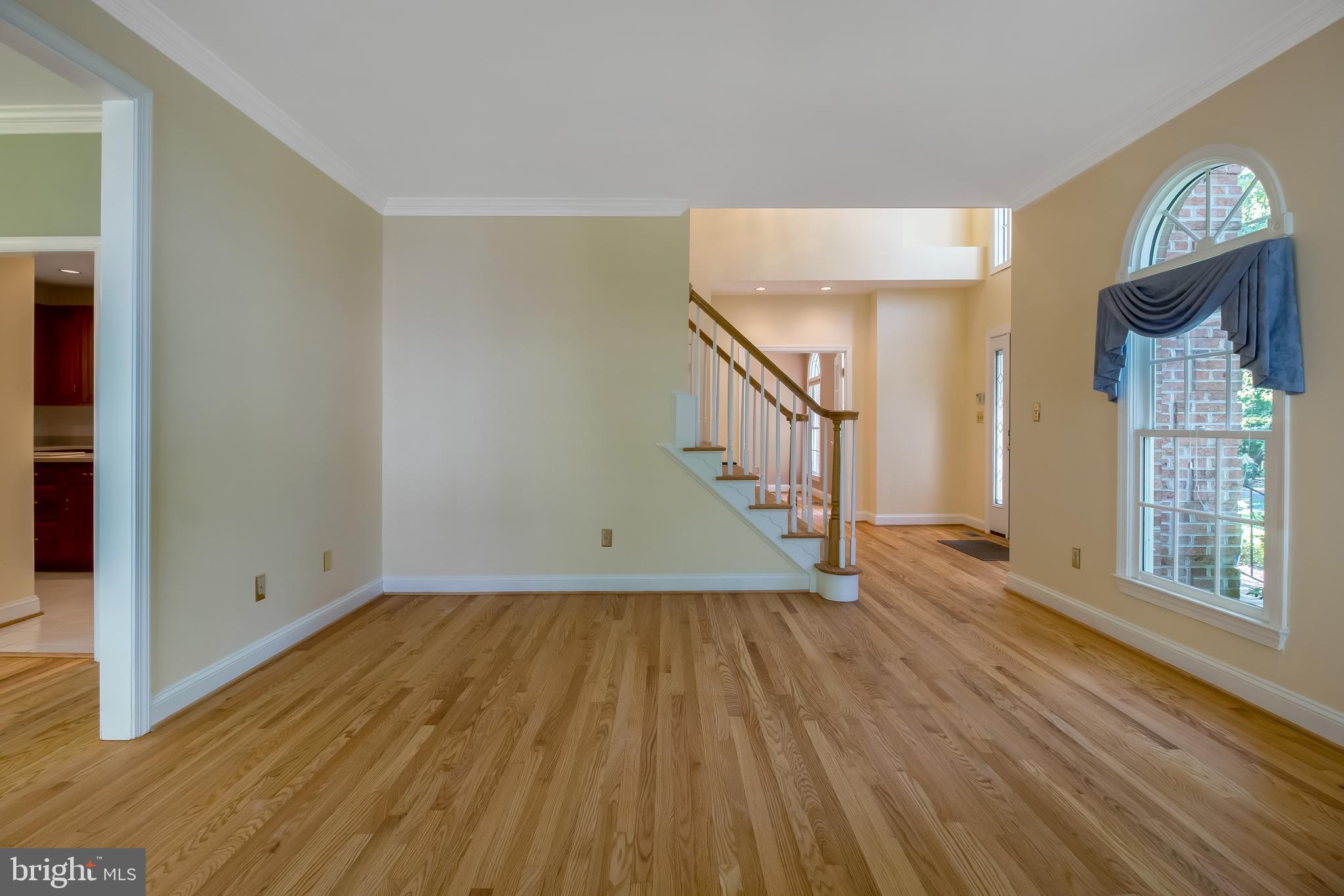 DUNN LORING - Residential