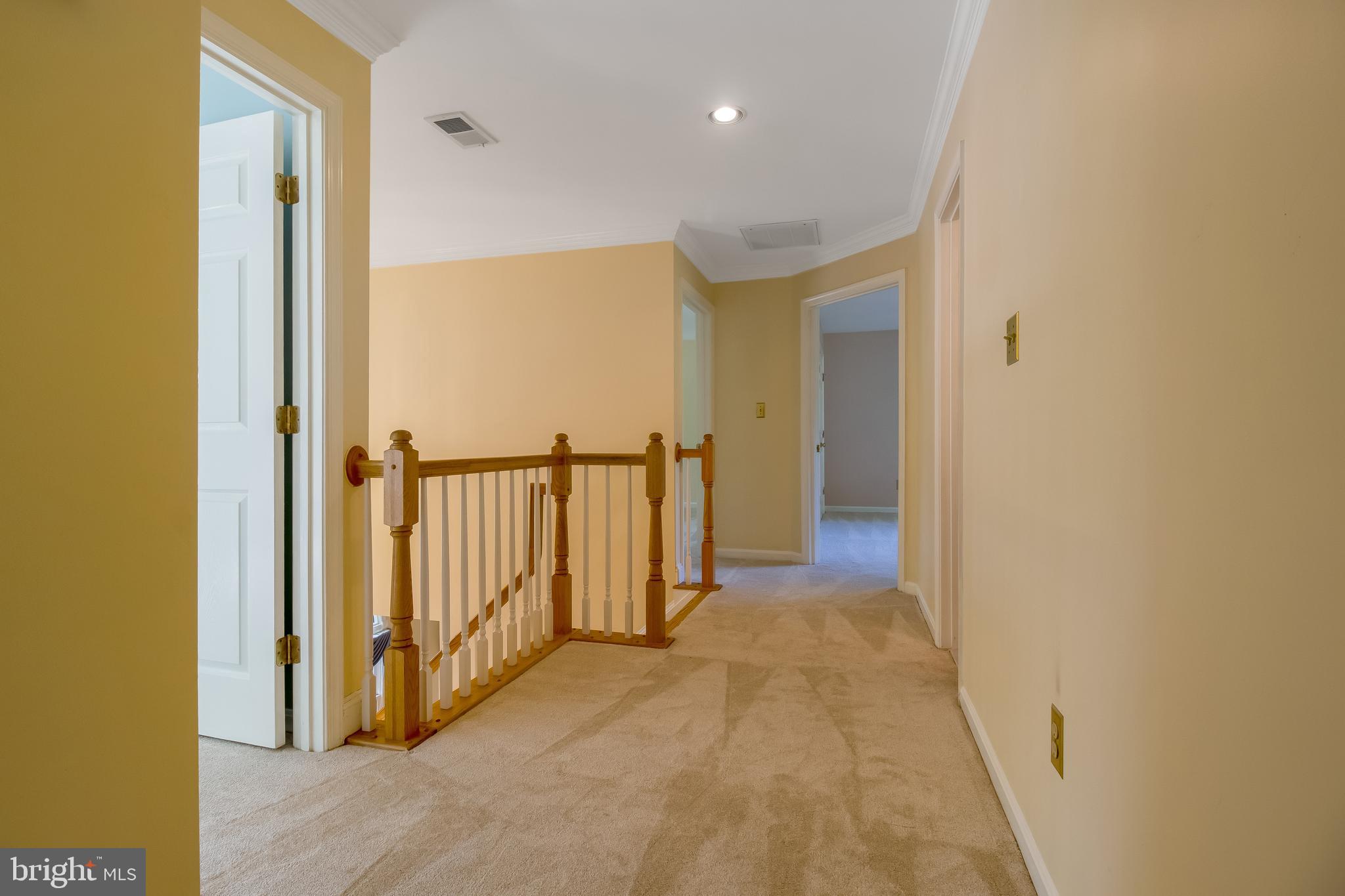 DUNN LORING - Residential