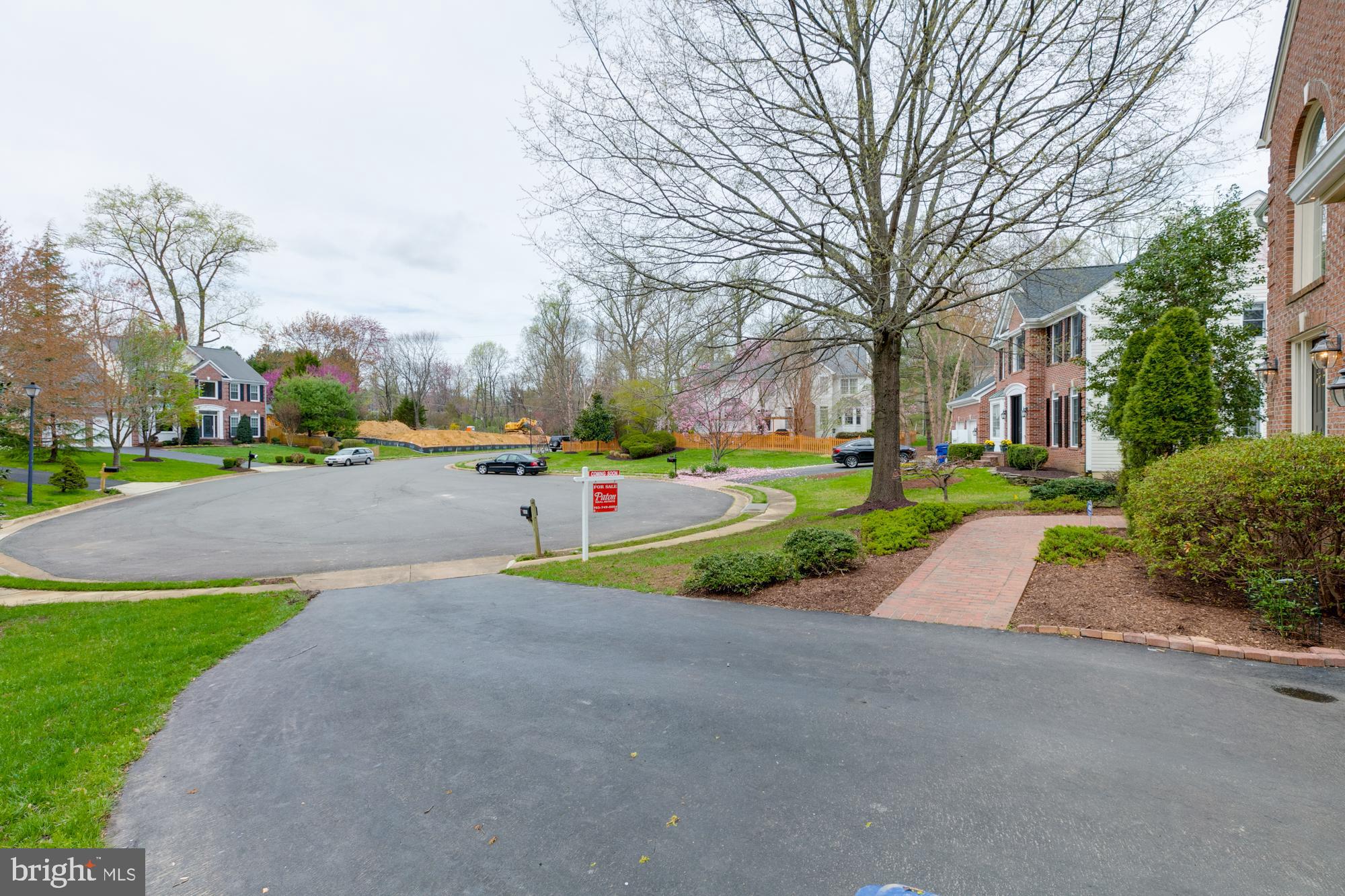 DUNN LORING - Residential