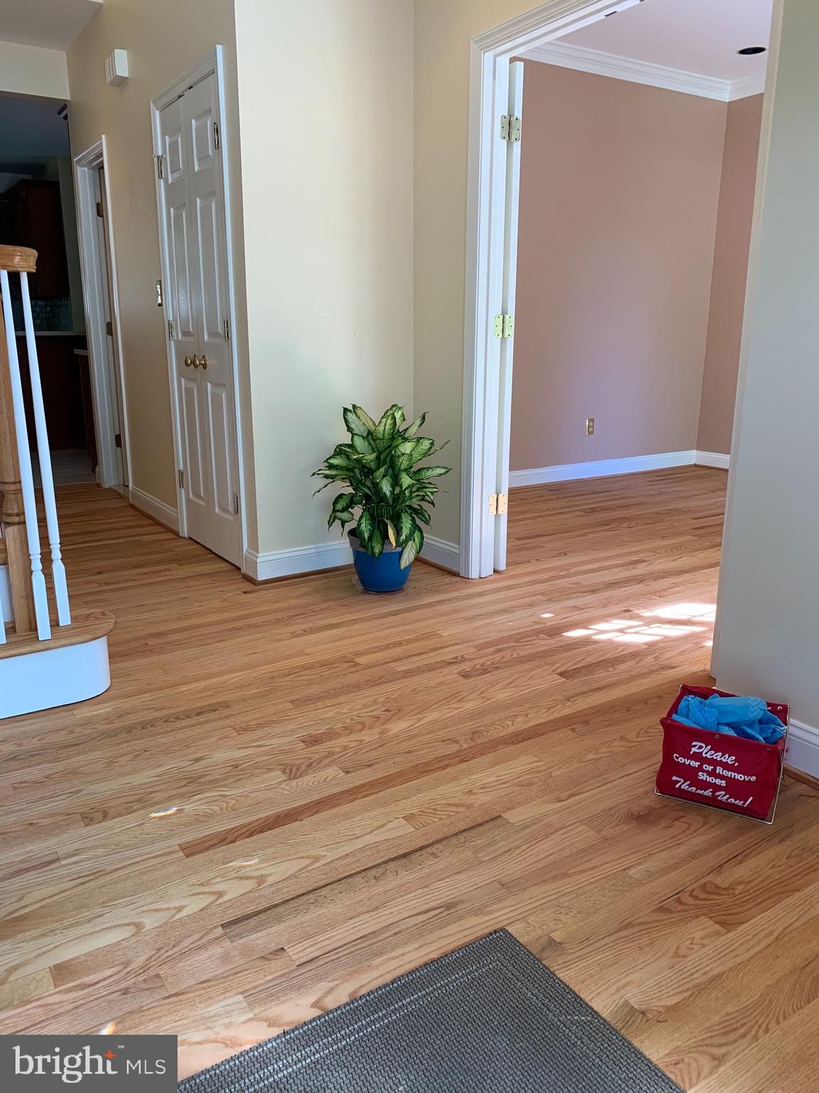 DUNN LORING - Residential