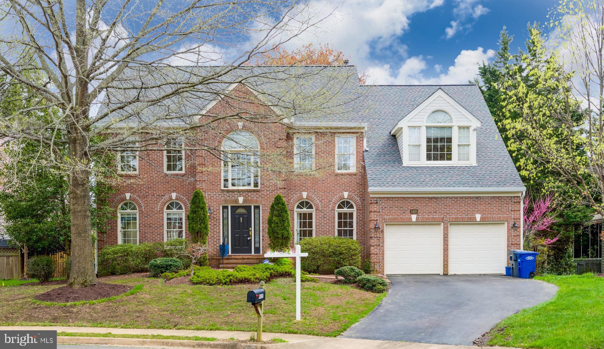 DUNN LORING - Residential