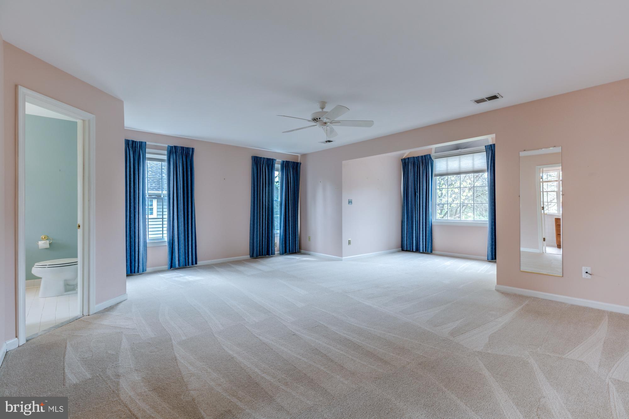 DUNN LORING - Residential