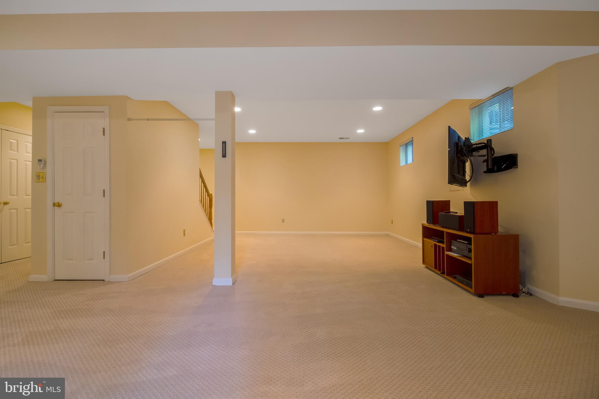 DUNN LORING - Residential