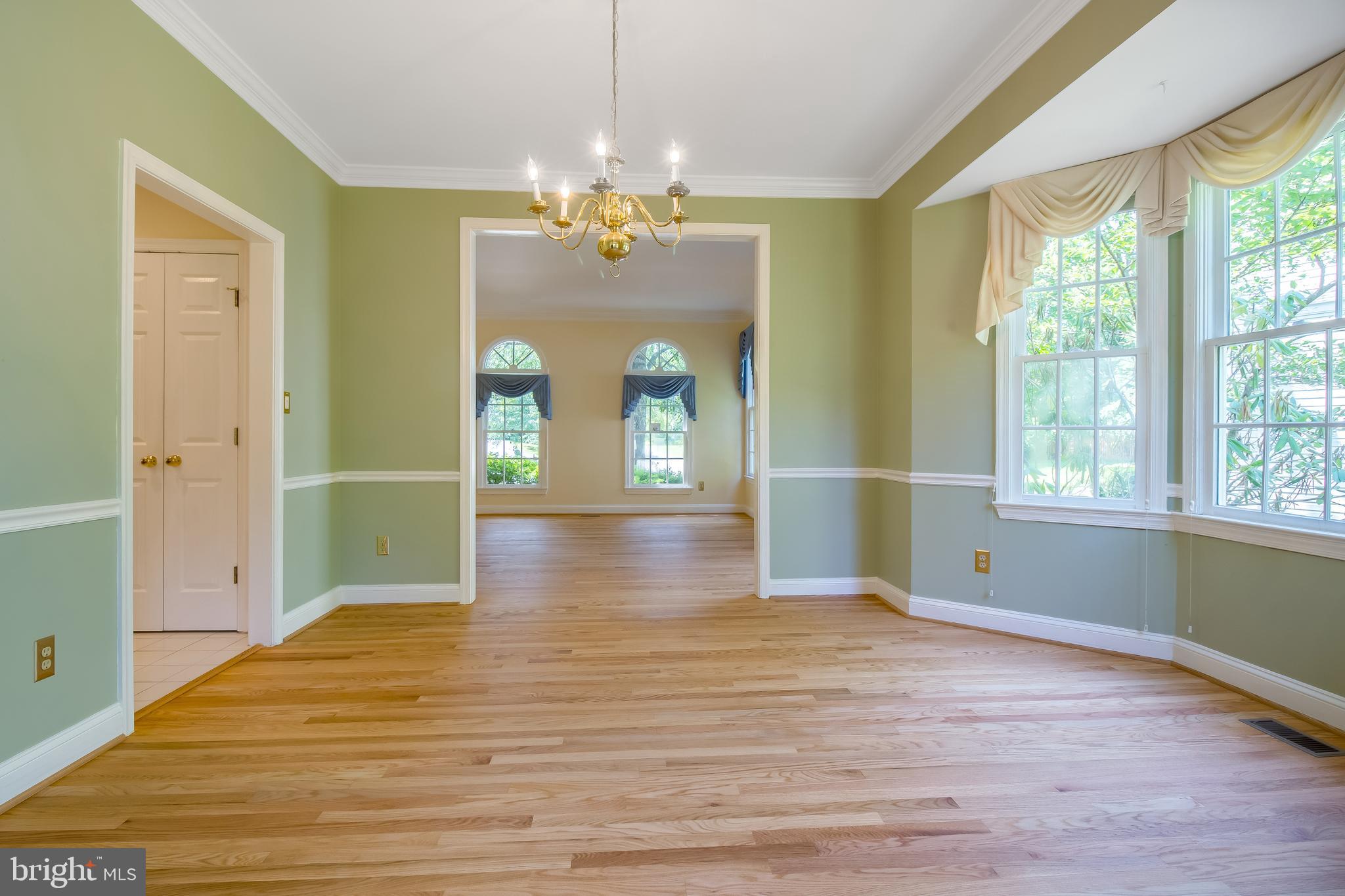 DUNN LORING - Residential