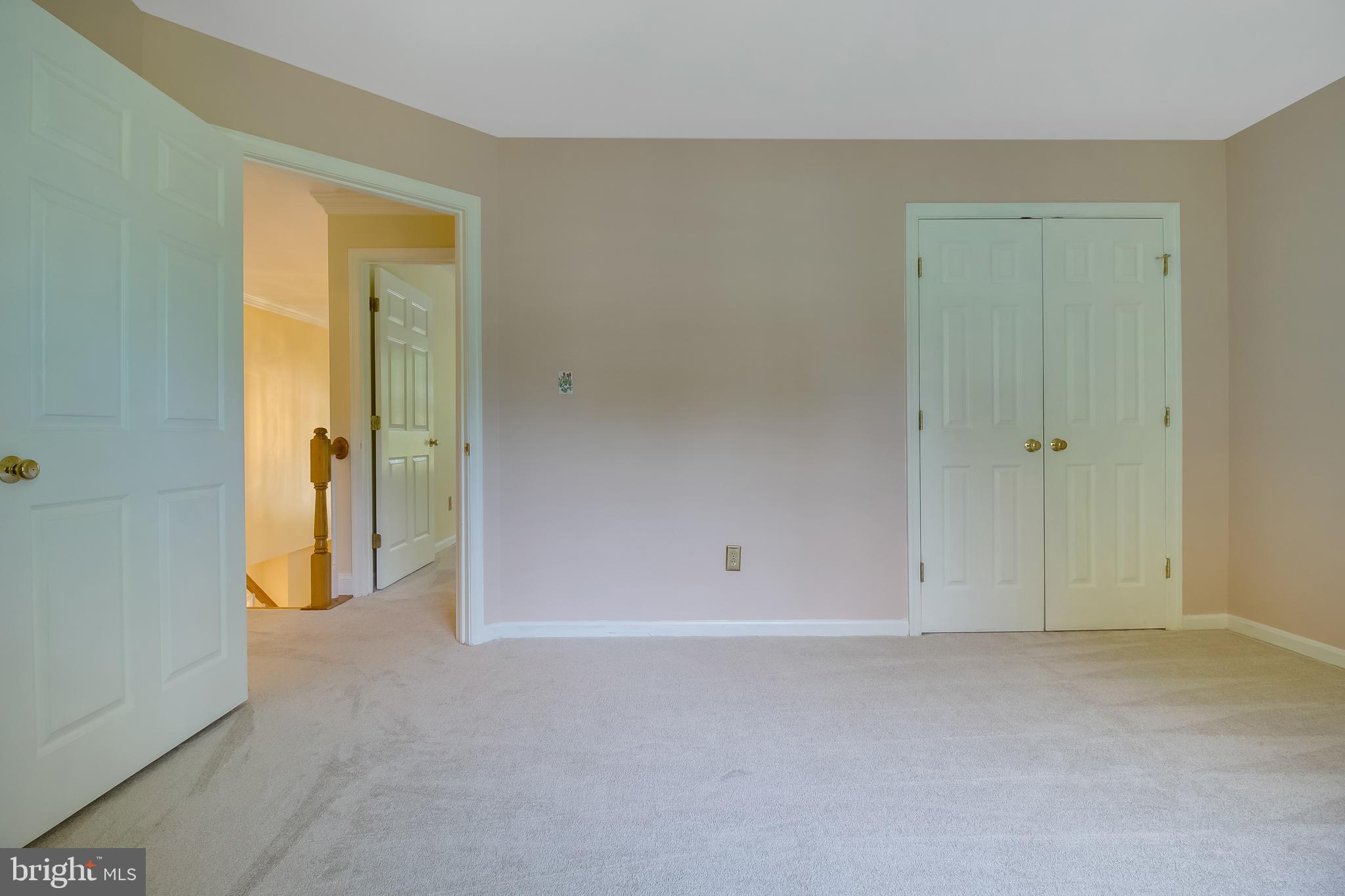 DUNN LORING - Residential