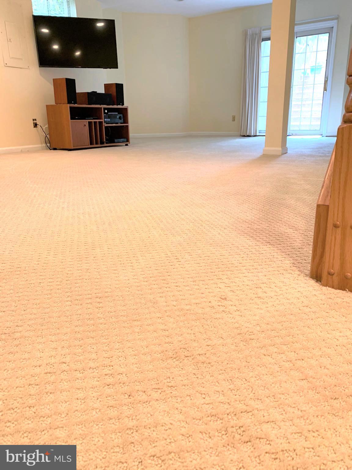 DUNN LORING - Residential