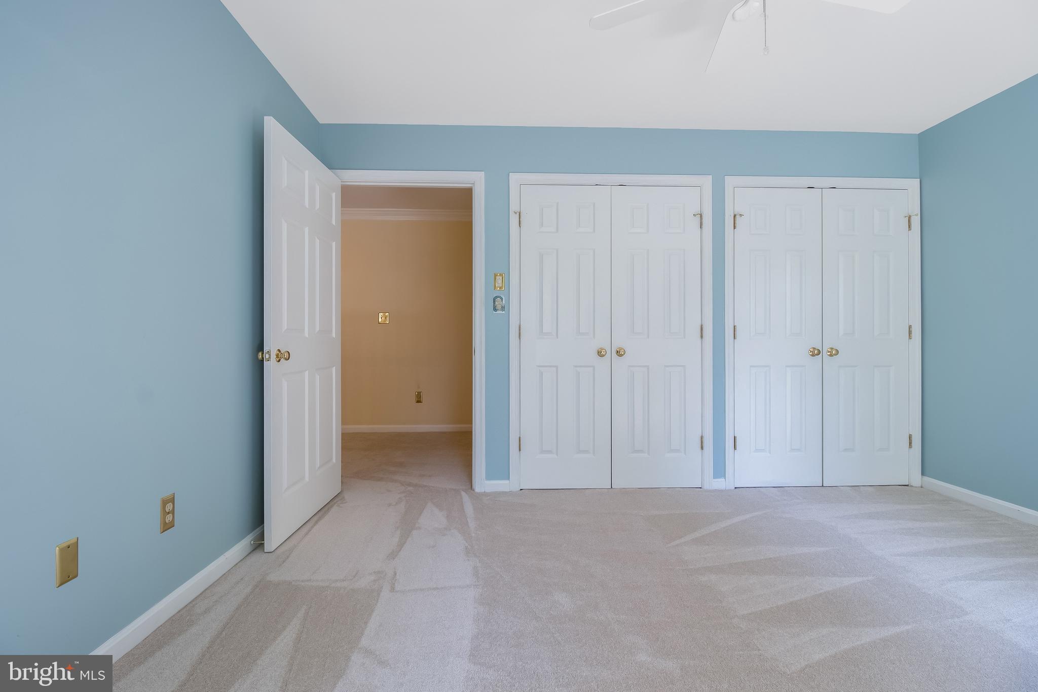 DUNN LORING - Residential