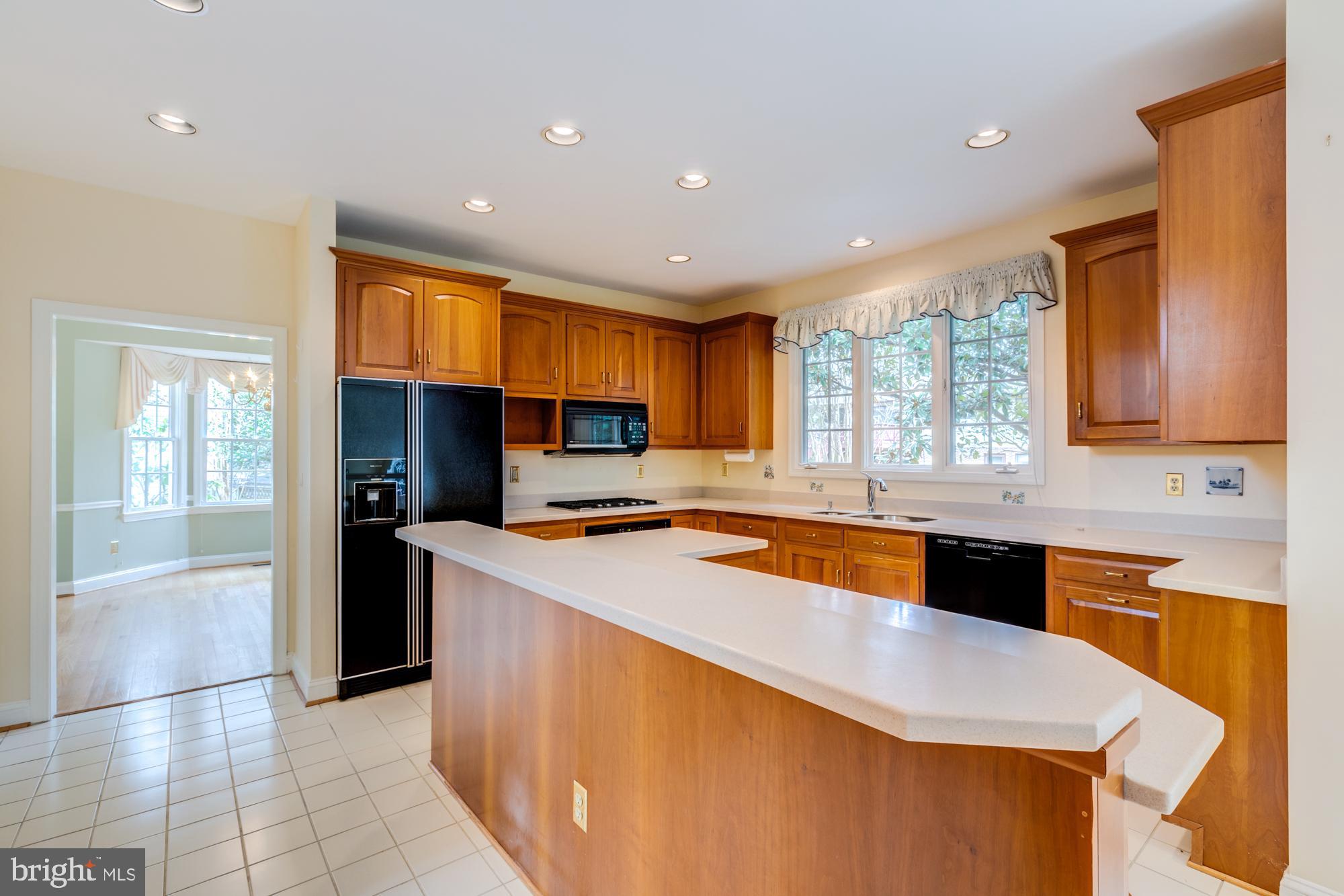 DUNN LORING - Residential