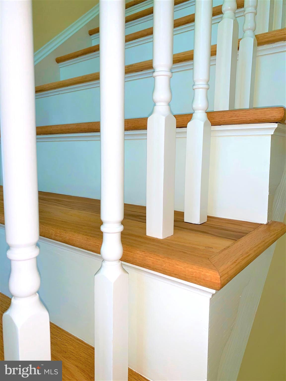 DUNN LORING - Residential