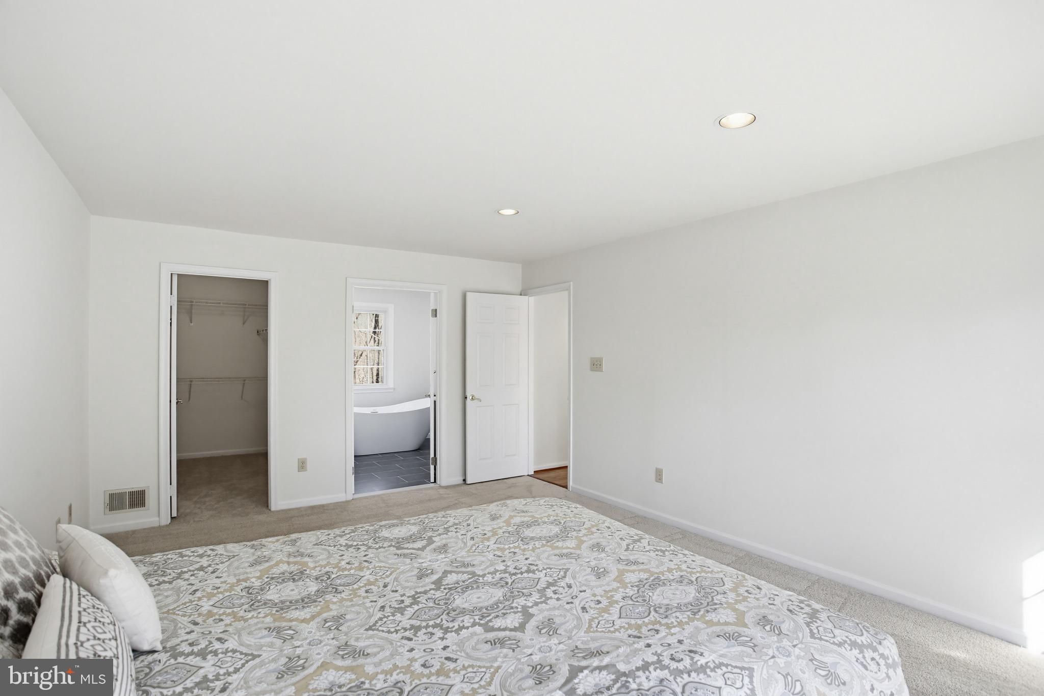 CENTENNIAL MANOR - Residential